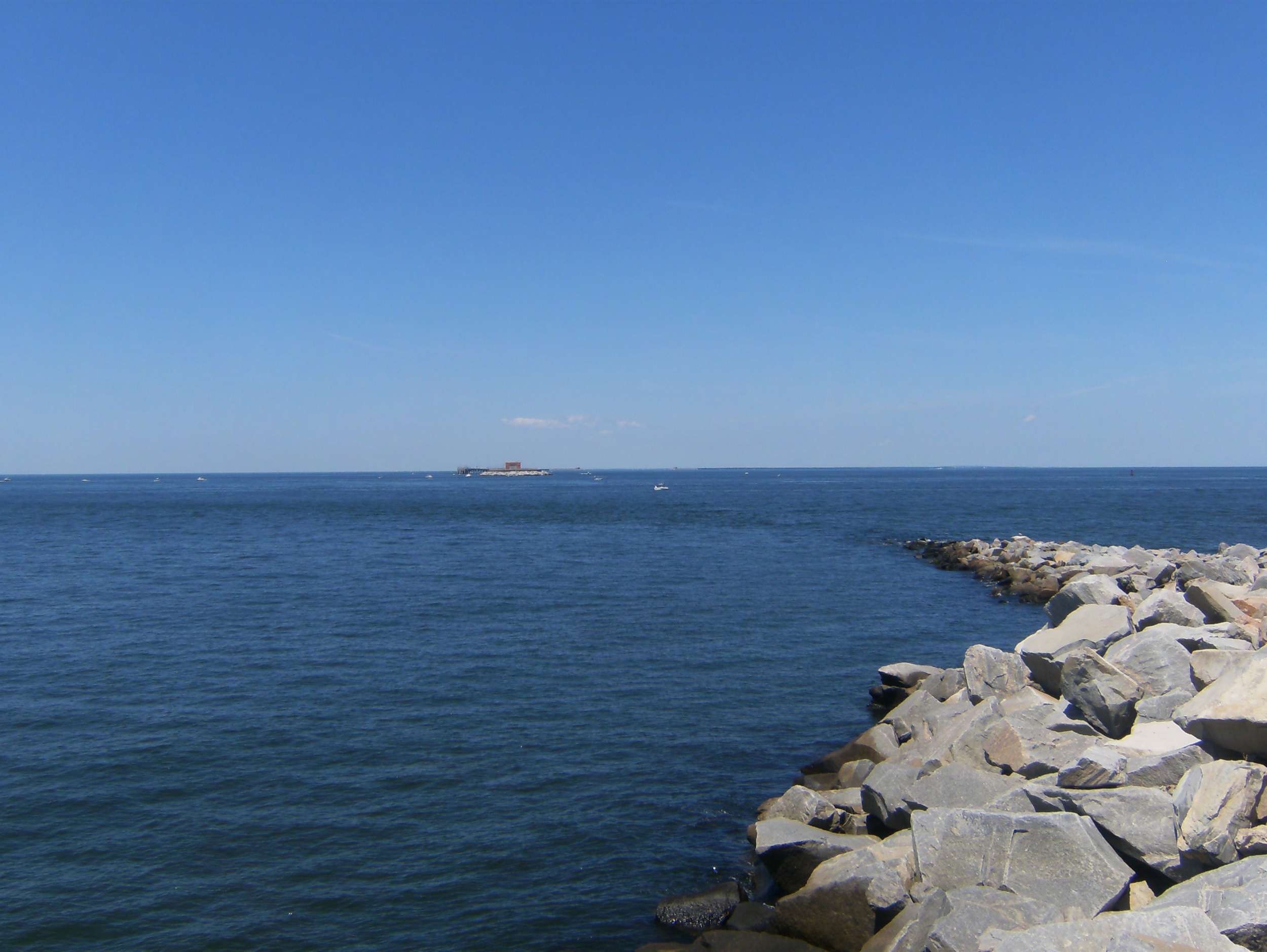 The scenic overlook by the pier 4.JPG