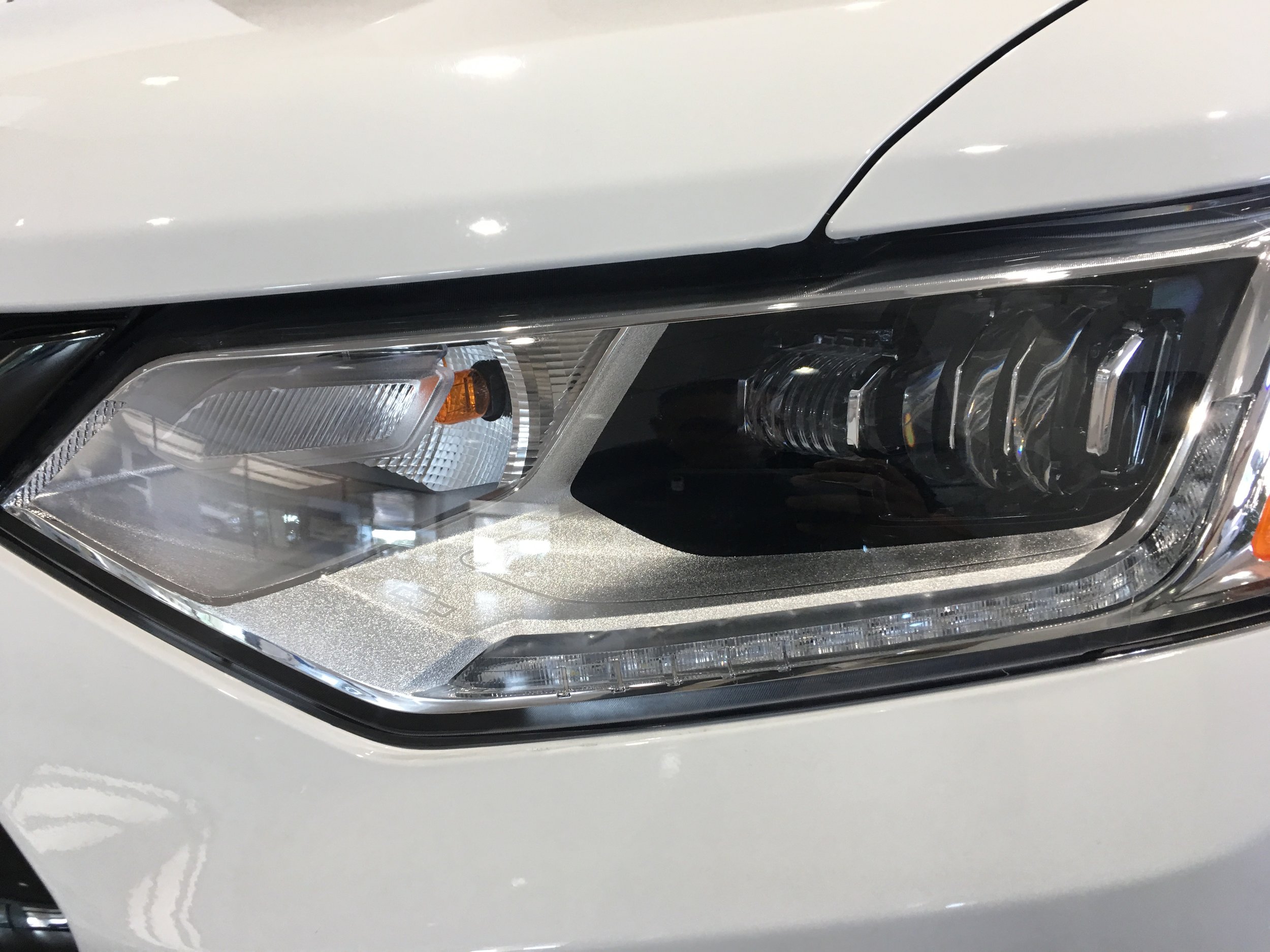 white 2018 chevy traverse redline package white 2018 chevy traverse redline package
