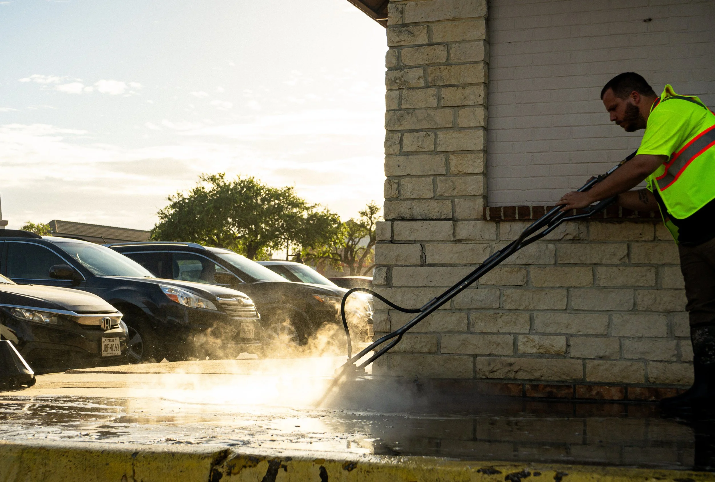 20 - IntegrityPorterServices_Powerwash_DSC06704.jpg