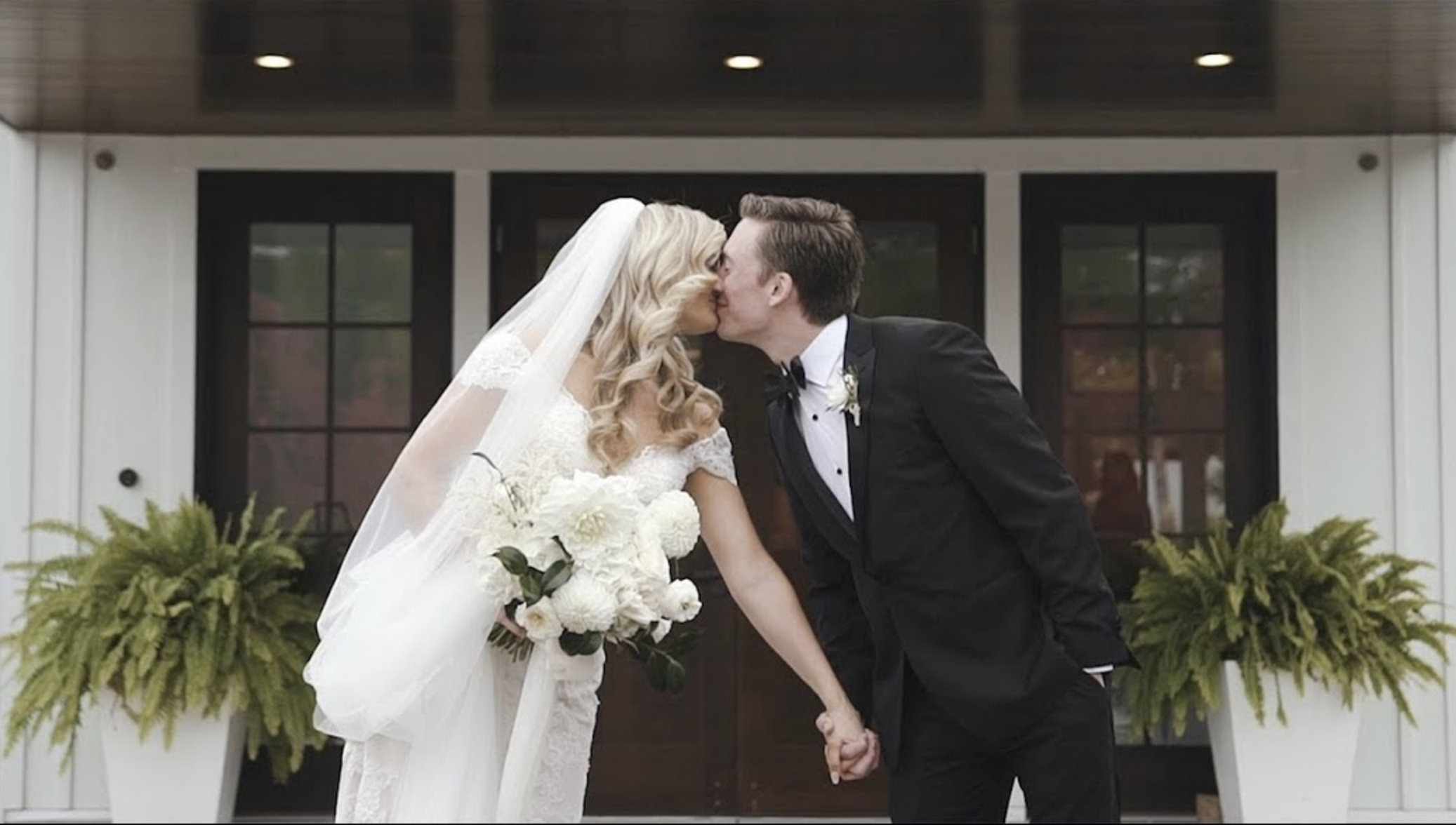 Romantic Fall Hutton House Wedding - Sarah + Mike - Minnesota Videographer