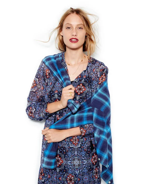 C-000157-02-029_SHOT_09_PaisleyDress1_261.jpg