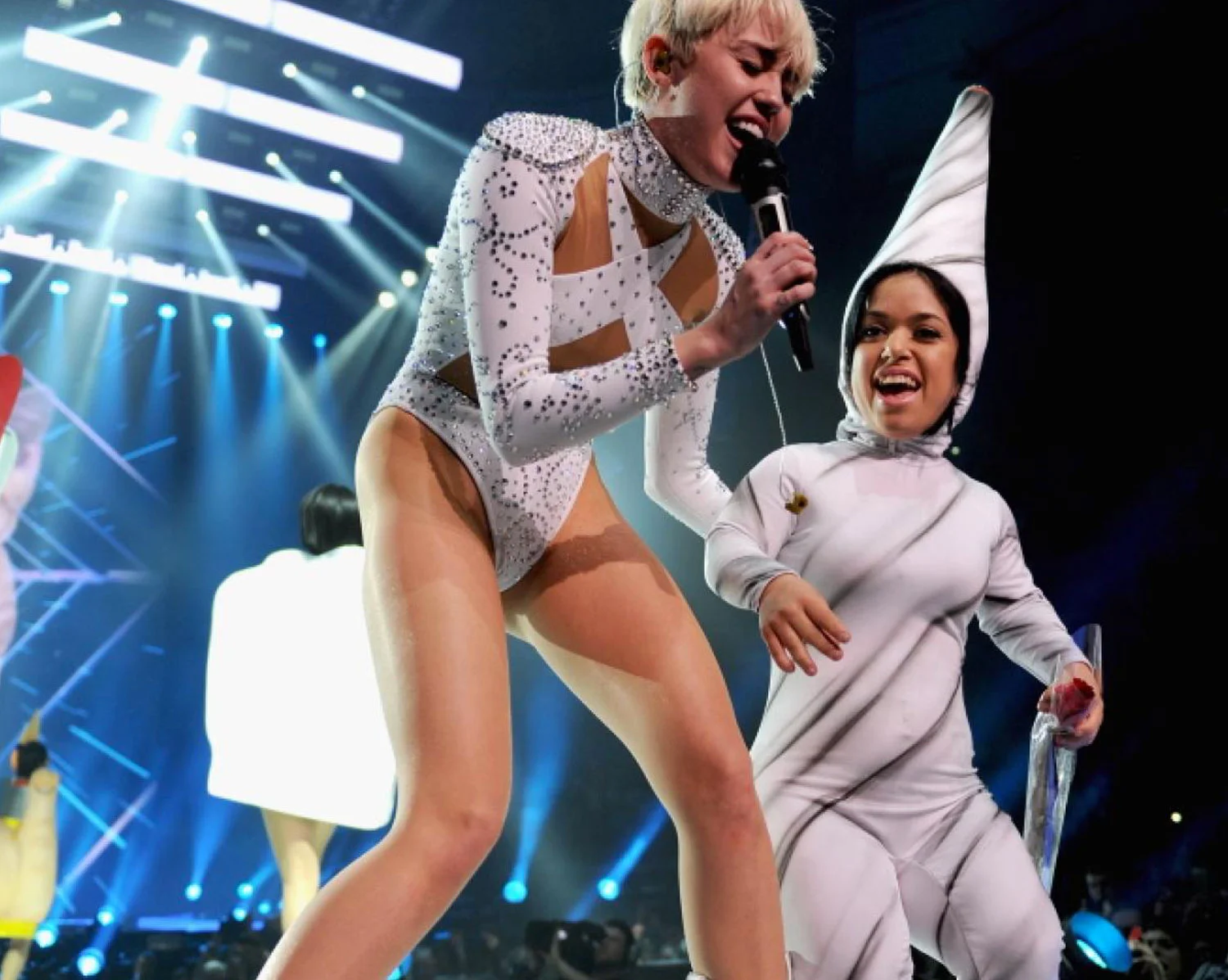 homepage_thumbnails_miley.jpg