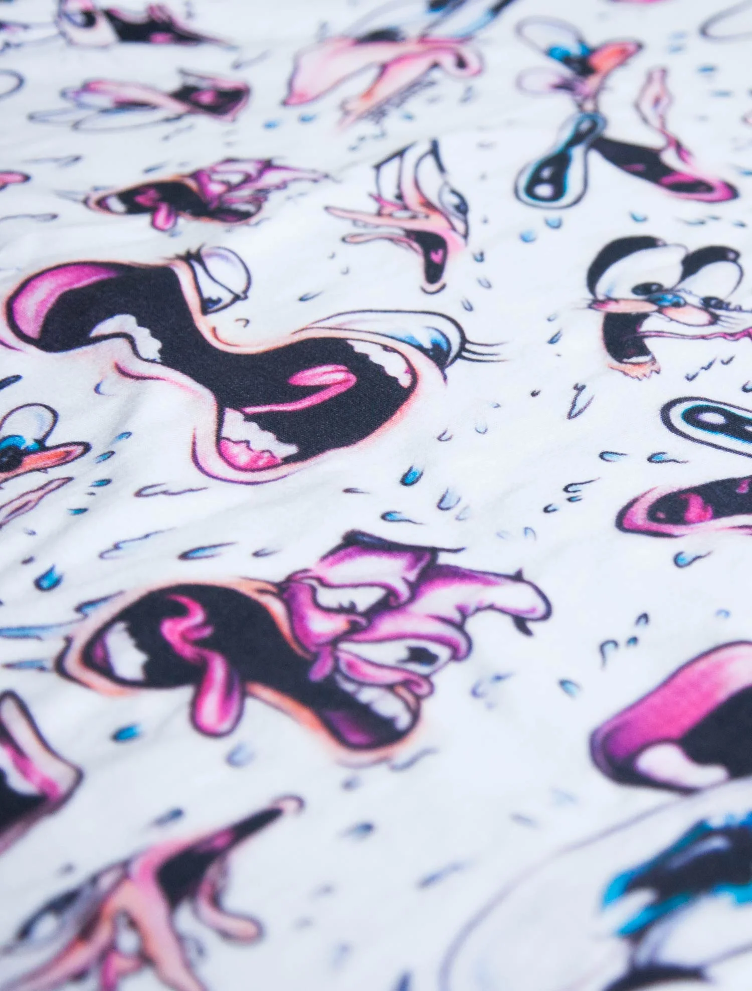 product_beset_heads_tshirt_02b.jpg