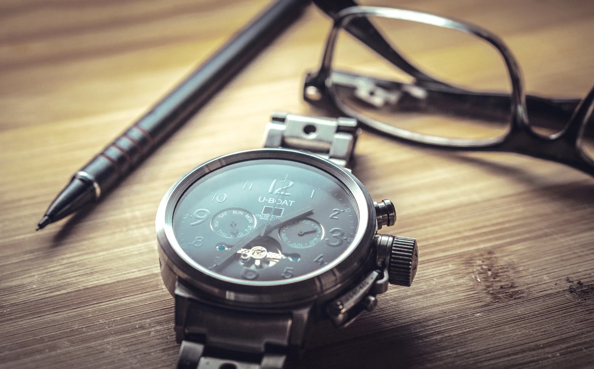 clock-1461689_1920 (1).jpg