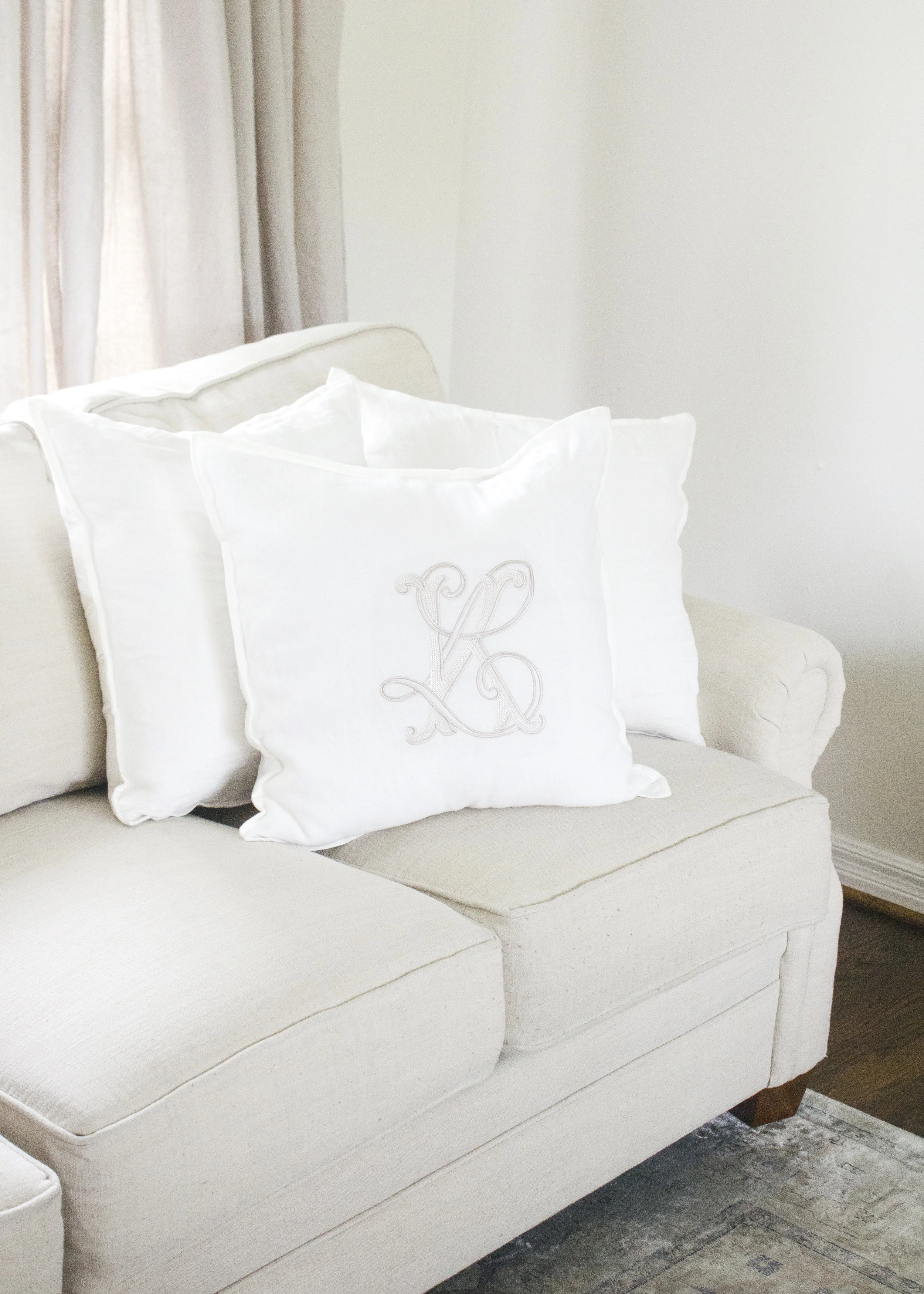 Pillow_1.jpg