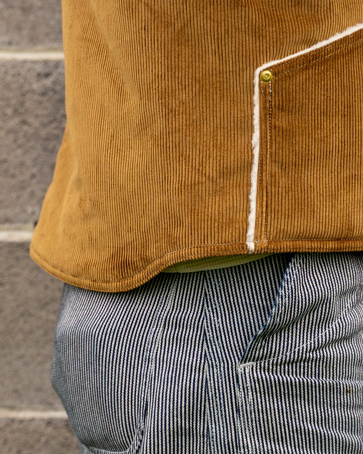 Amos Drop Tail Cord Vesst.jpg