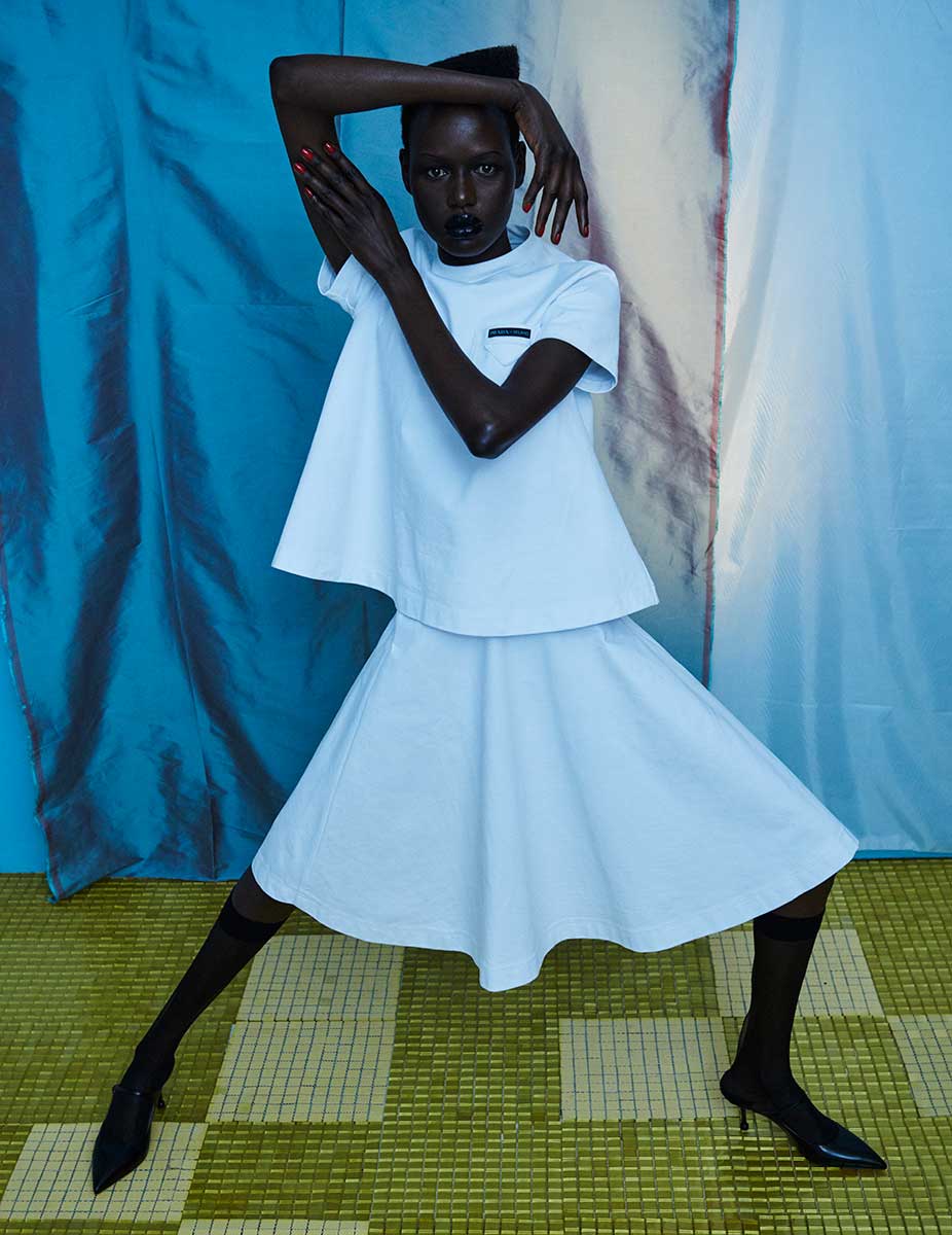 EH_VOGUE_GERMANY_FEB_2019_JULIA_NONI_NICOLA_KNELS_08.jpg