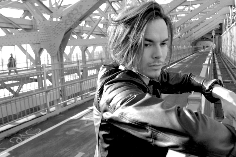 TYLER BLACKBURN