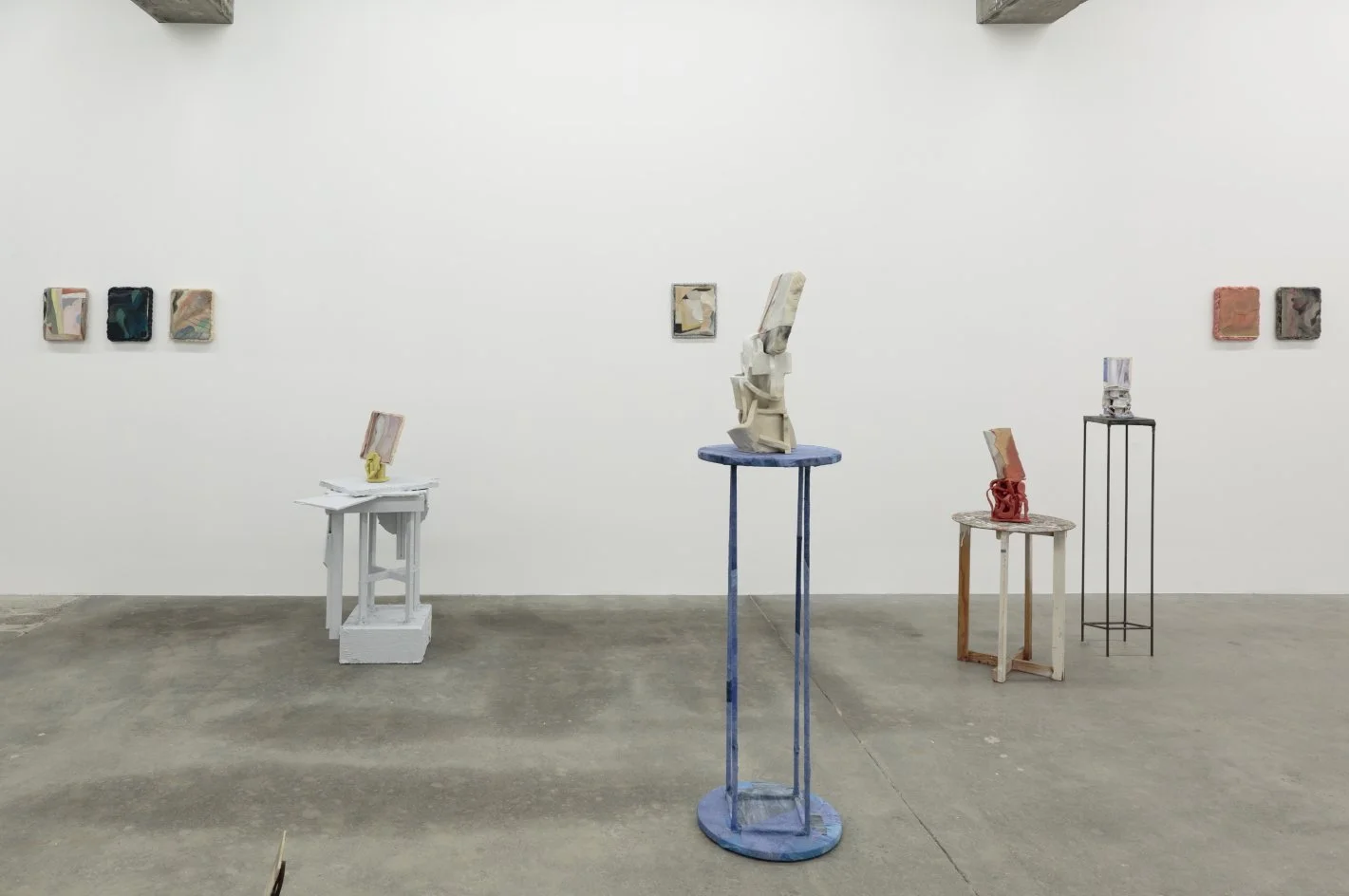  Kate Tucker, FINGERBREADTH at Daine Singer, 2023. Installation photo by Tim Gresham 