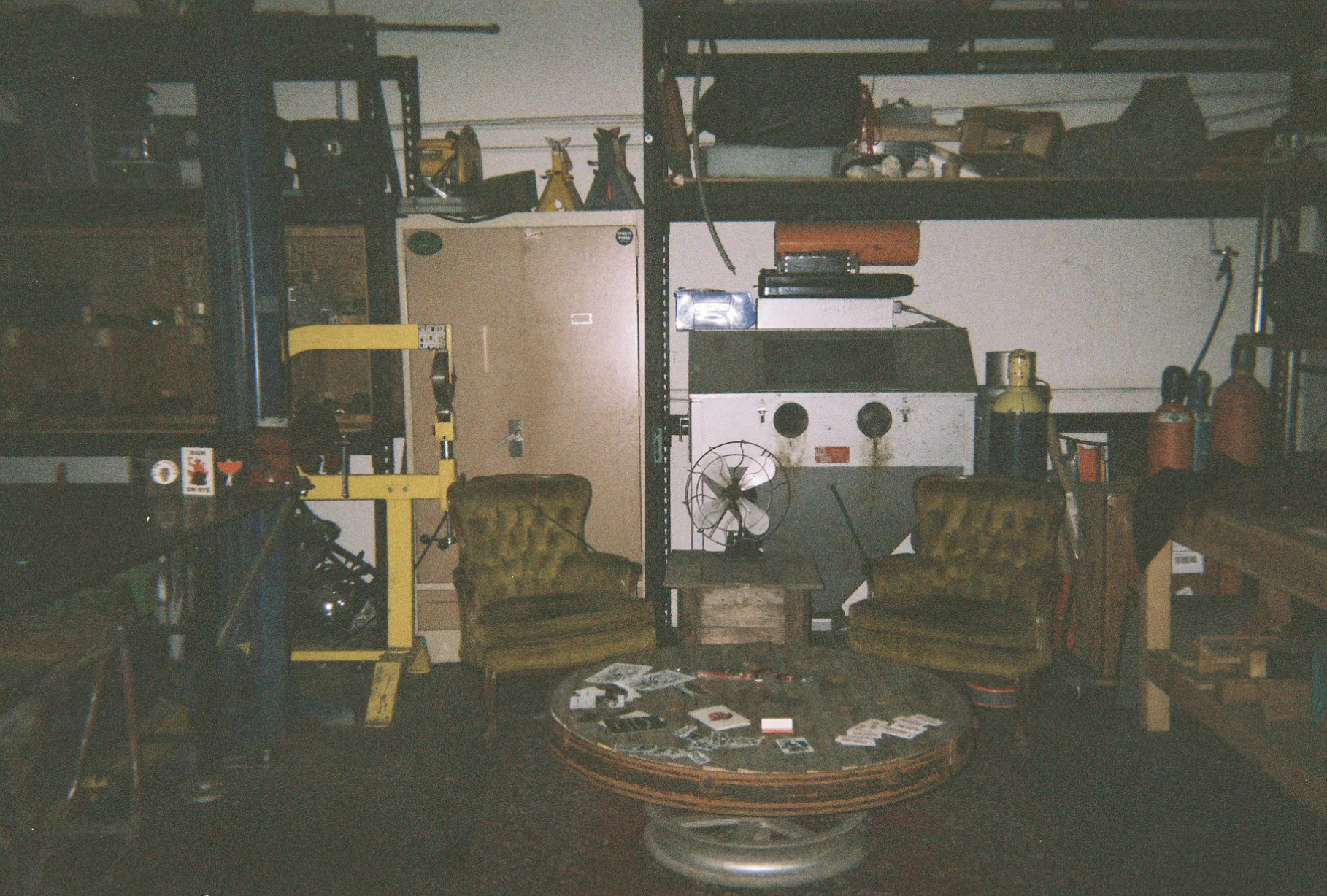 0008930_0008930-R3-054-25A.jpg