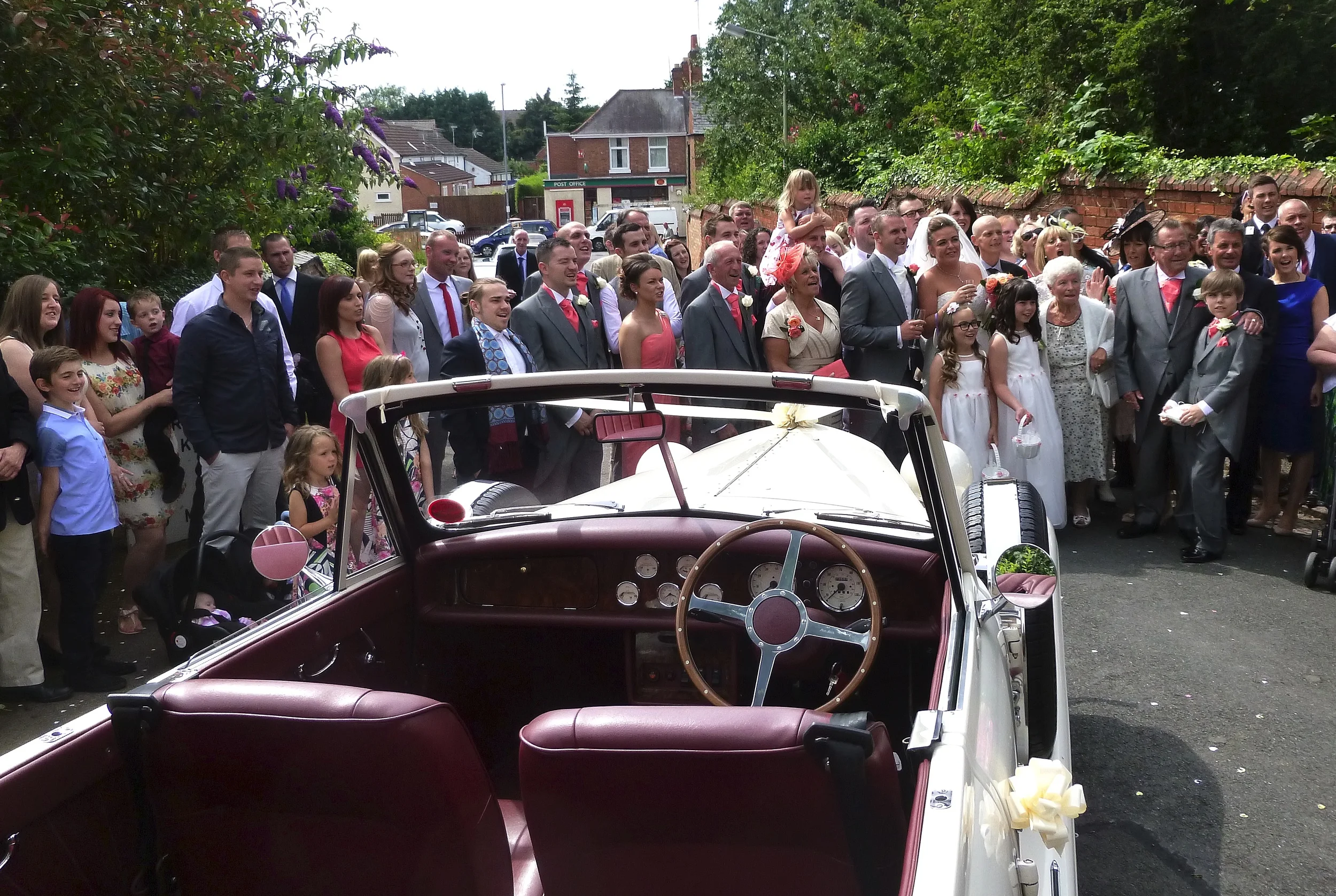 Time for the group photo and then off on a gentle drive through the village of Whetstone to the reception a few miles away in Braunstone.