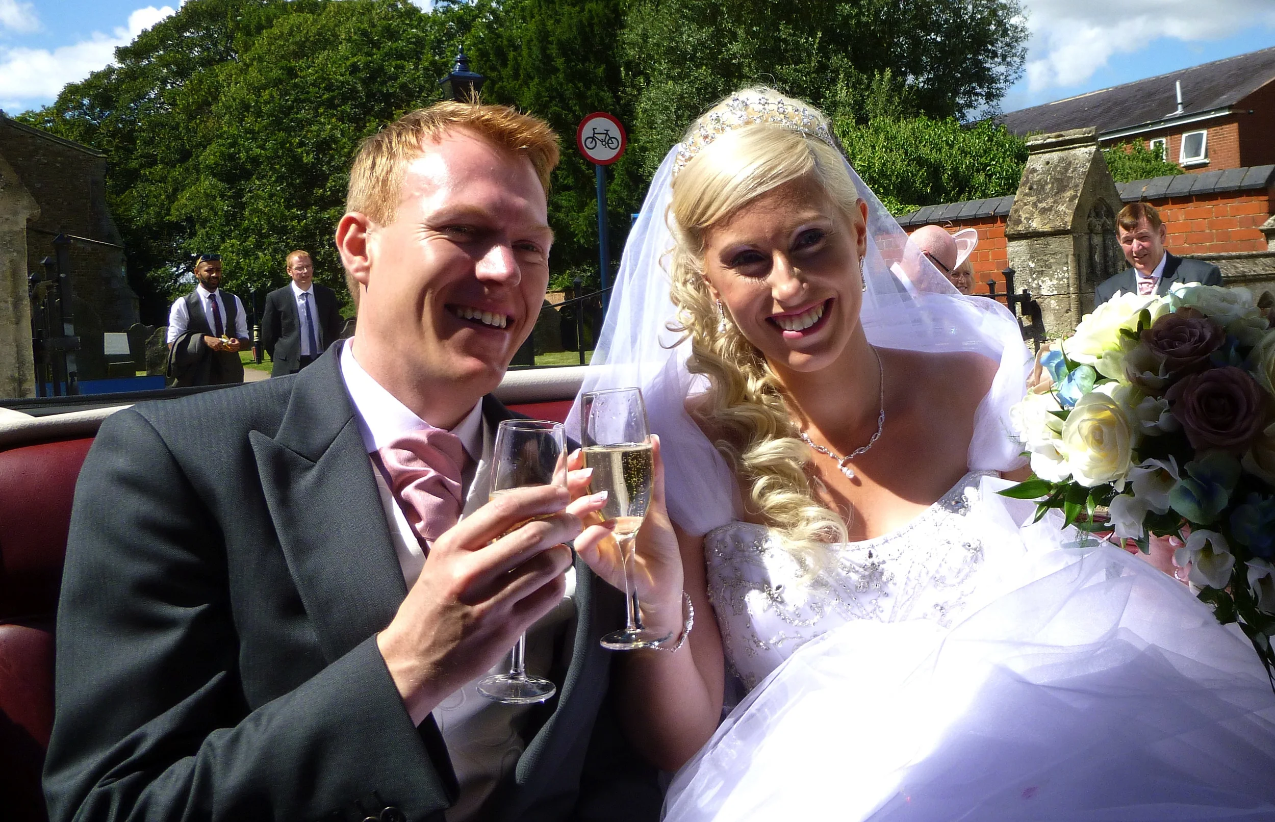 Jason and Kirsty enjoying a welcome toast following the ceremony. Jason provided a bottle of Kirsty's favourite champagne - very romantic!