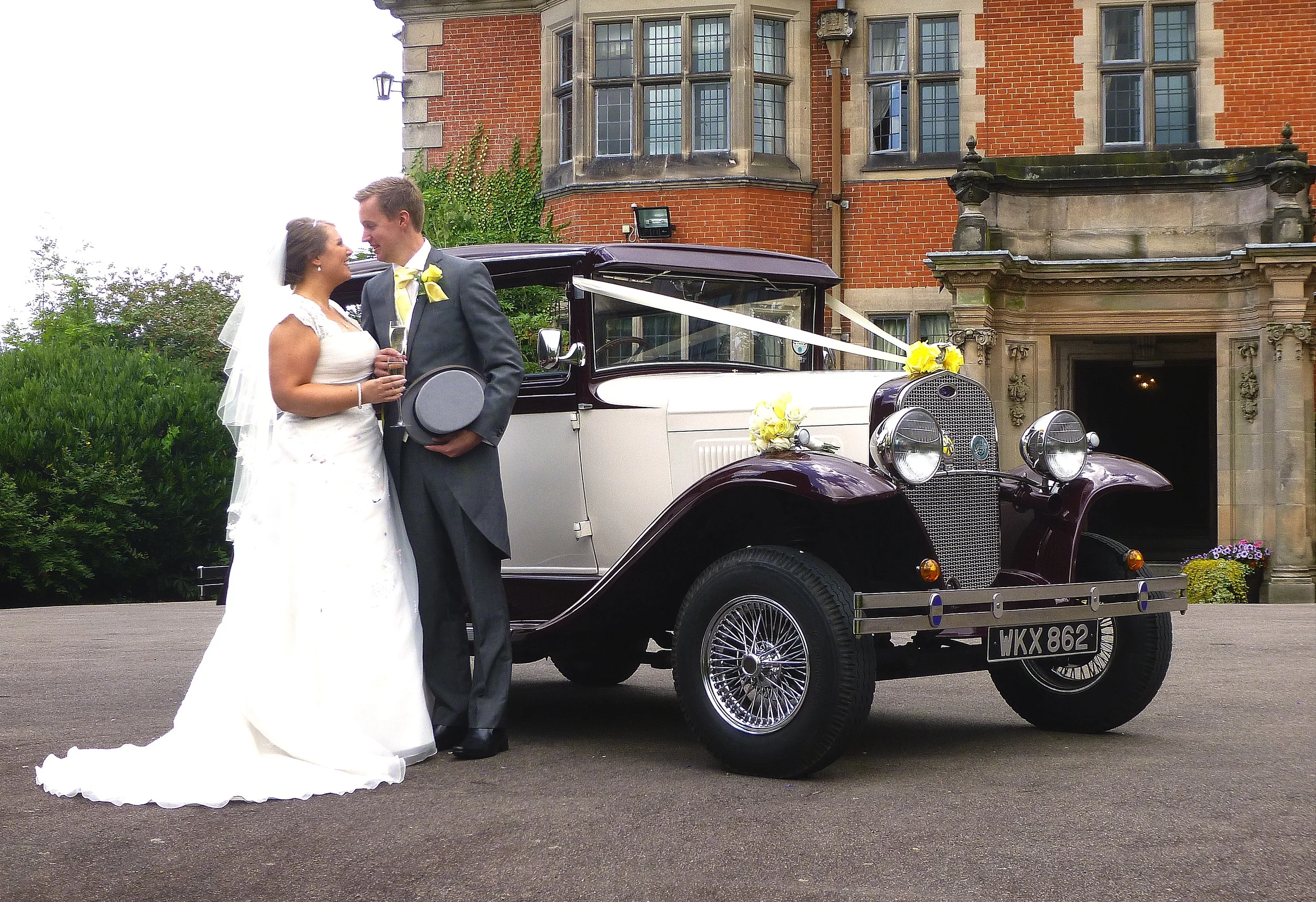Dunchurch Park Hotel. Joanna and Gareth enjoying a quiet time for some photos prior to the arrival of guests.