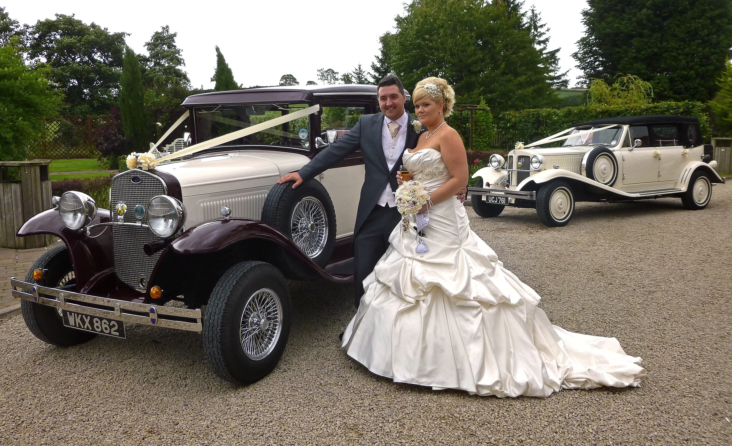 Kirsty and Tom about to set off on a short drive together following their marriage at Shearsby Bath, Leicestershire.