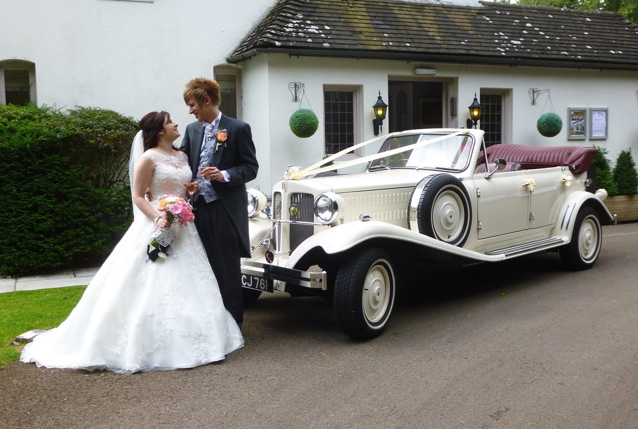 Tim and Gemma following arrival at Ashton Lodge Country House. A lovely location in the Hamlet of Street Ashton, Rugby. 