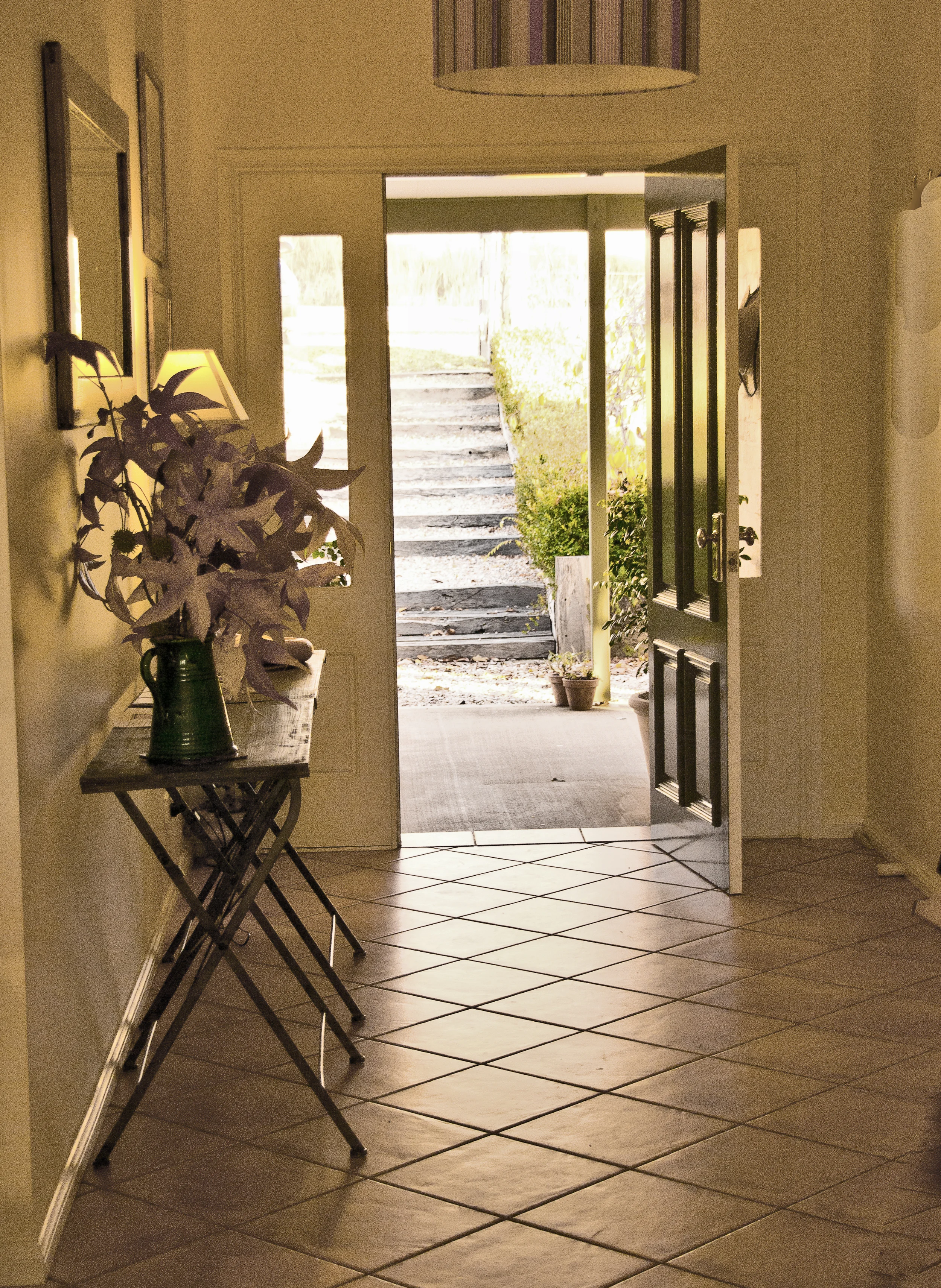 Guesthouse Entry