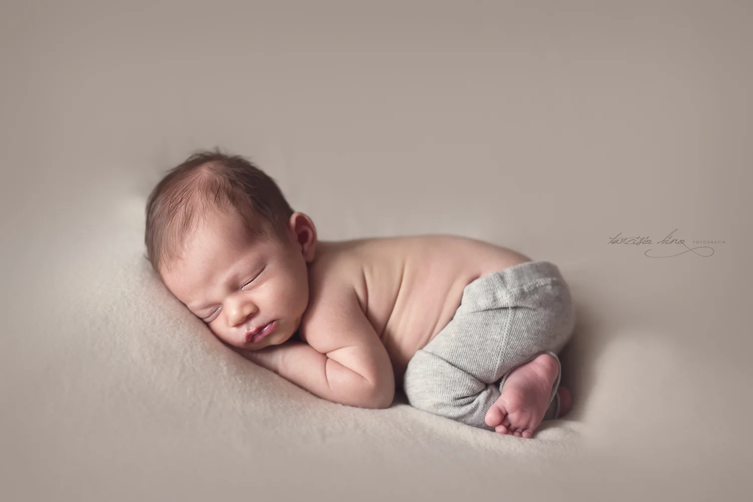150320-Newborn-PedroPaulo-0171-final-final.jpg