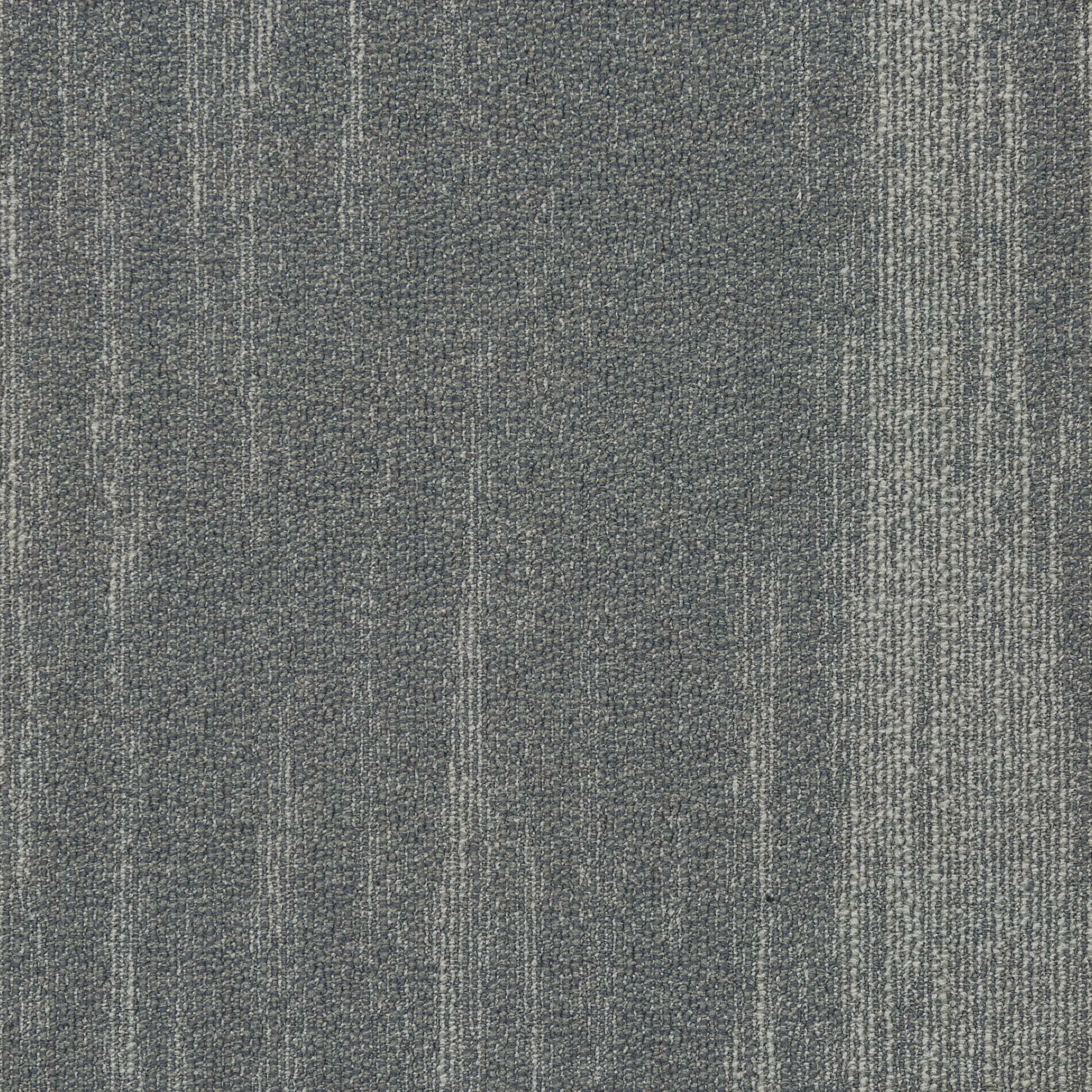 880 103