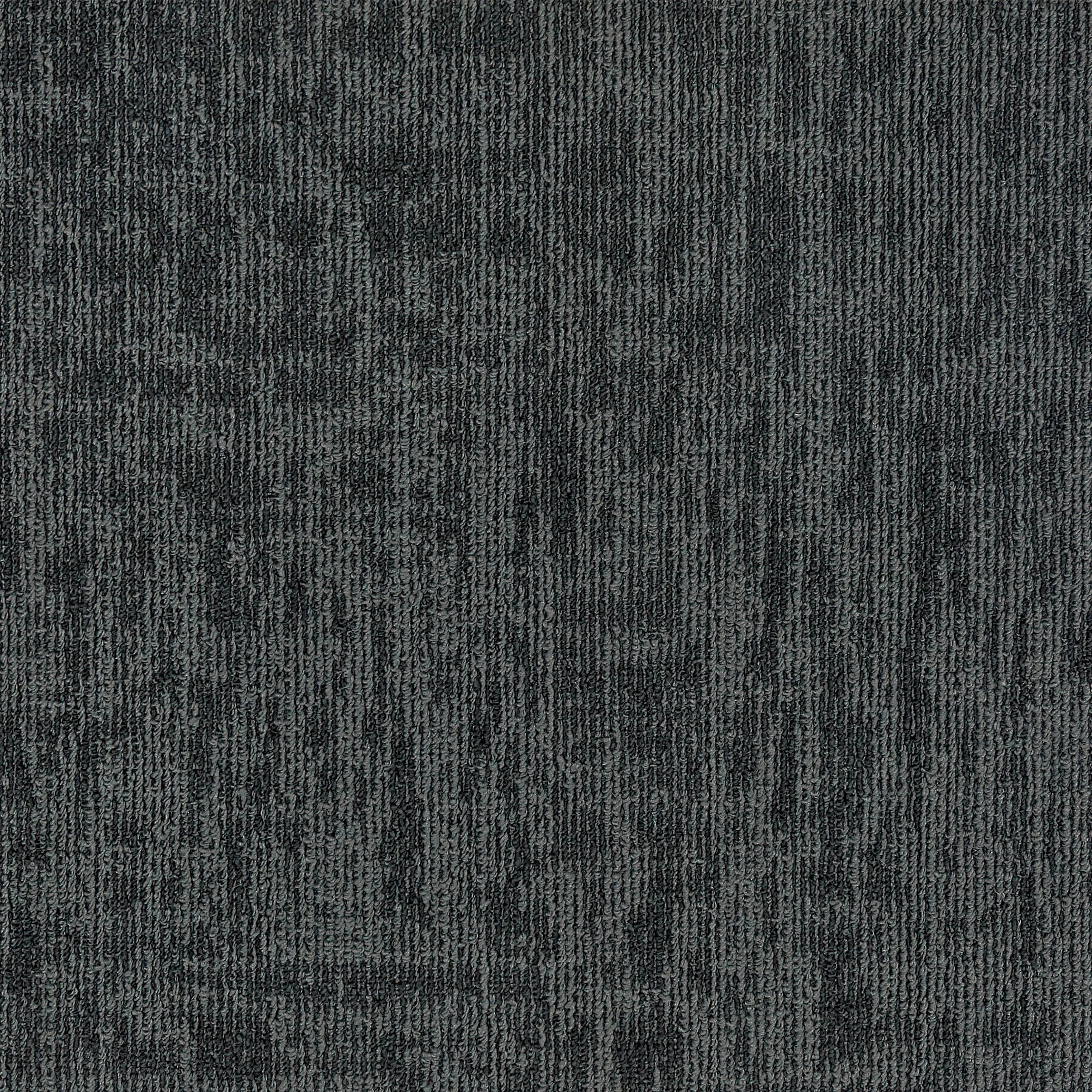 868 016