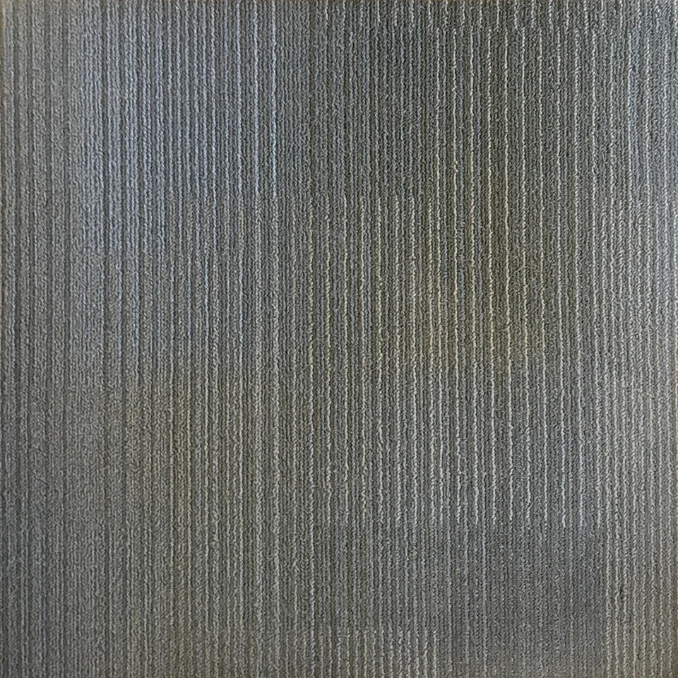 881 030