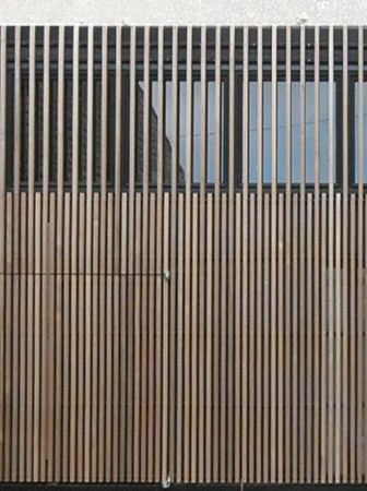 074_facade_cour_zoom1.jpg