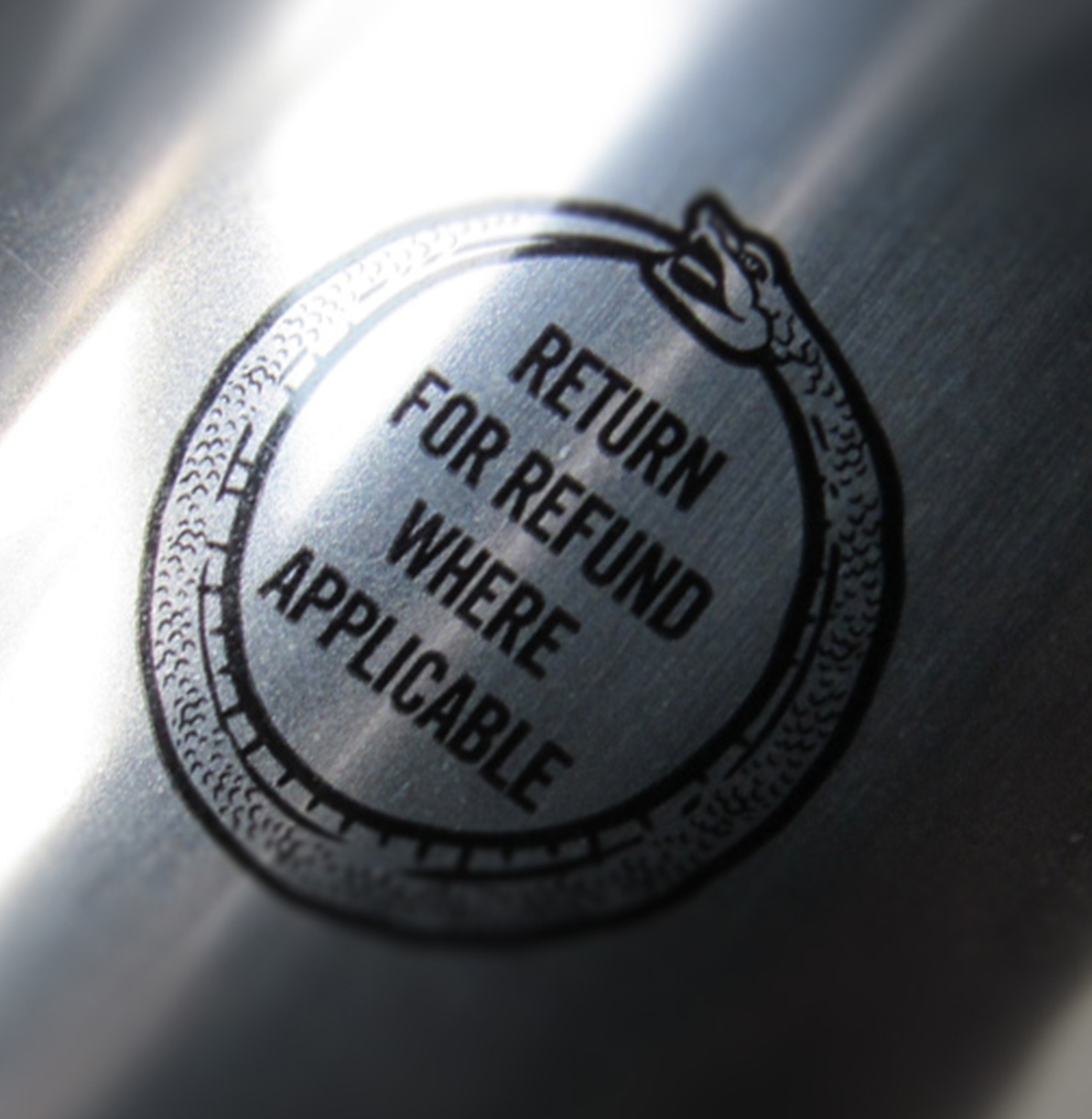 louis-cifer-brew-works-can-detail-ouroboros.jpg