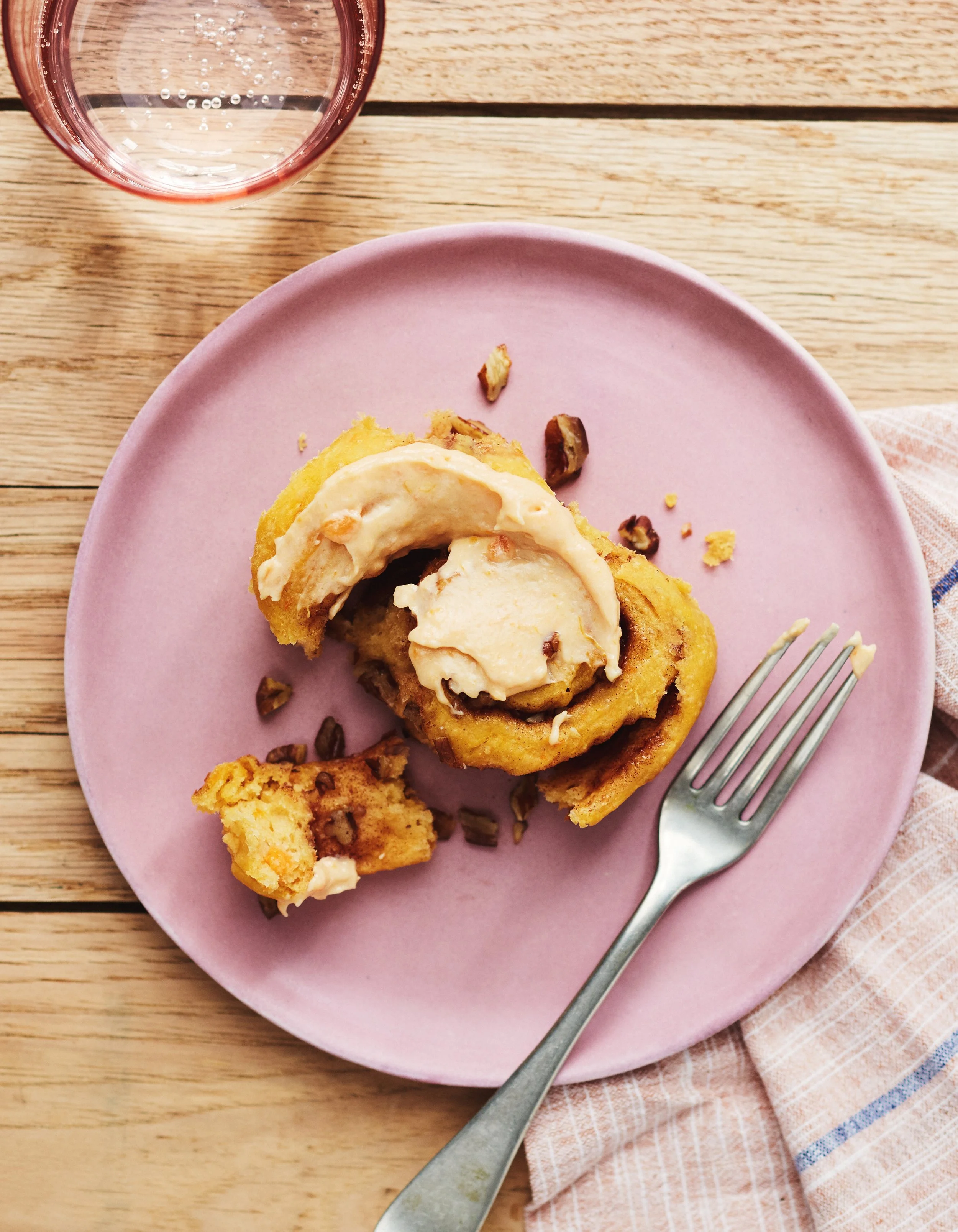 2017_SPS_cinnamonrolls_042_R.jpg