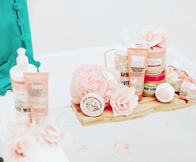 Whether it&rsquo;s an extra square of chocolate🍫 tonight or a signature rose and bergamot bath bomb from @soapandgloryusa 🌸, don&rsquo;t forget to give yourself a little extra love this weekend💕 // Photo by @terrimchugh for @soapandgloryusa