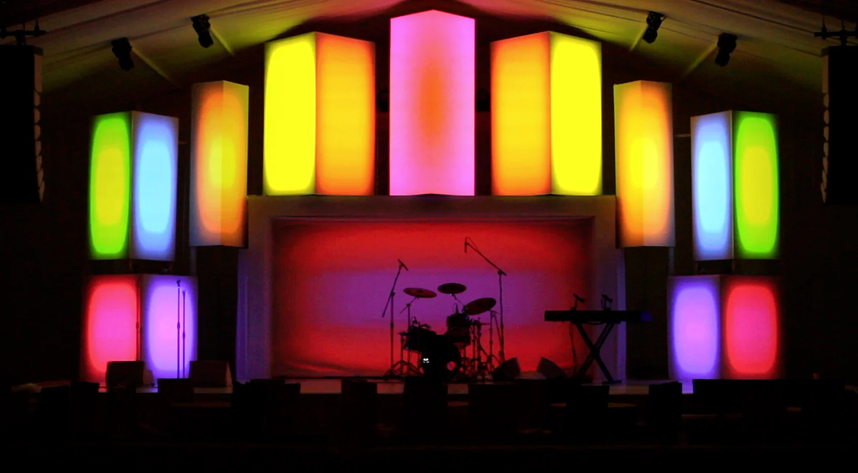 3D Projection Mapping on Stage.jpg
