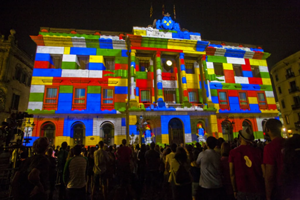 Urano-Films-Mapping-Barcelona-Oct-2011.jpg
