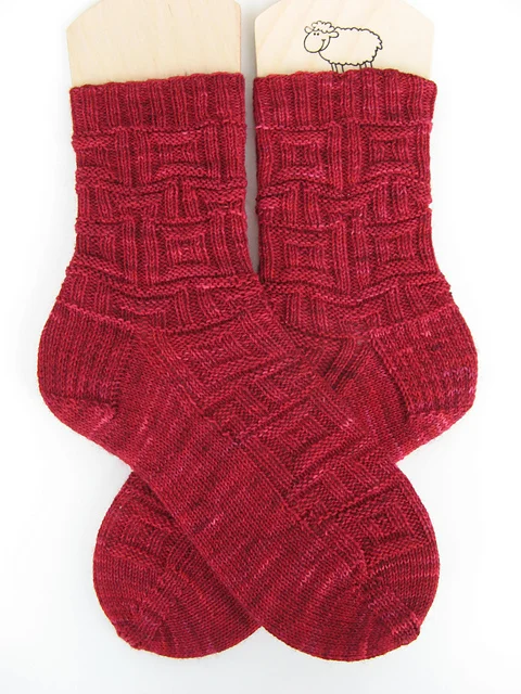 Pattern: Im Kreis der Familie by Regina Satta ; Photo: duesselhexe