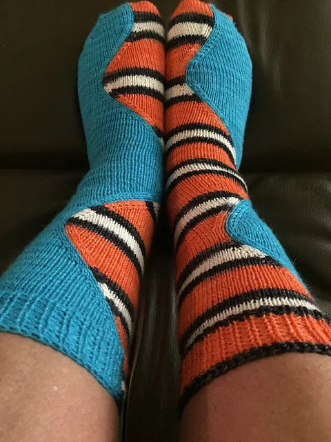 Pattern: Stitch Surfer by Louise Robert ; Photo: Tiffany (CraftT)
