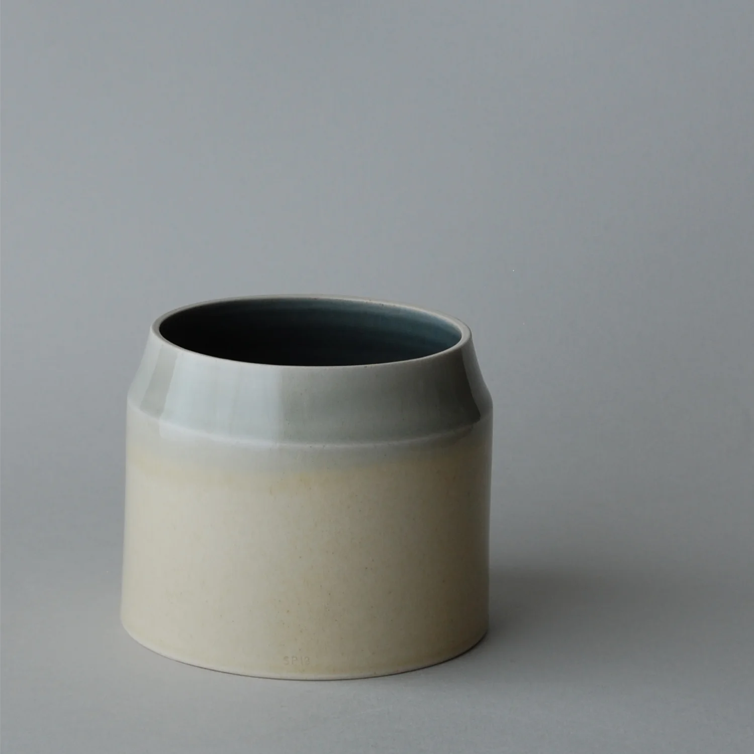 Cream_Blue_Jar3.jpg