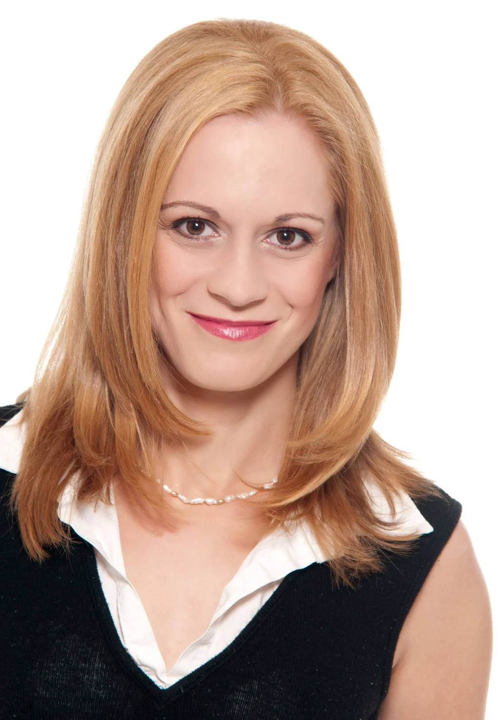Dr. Holly Parker Head Shot 1.jpg