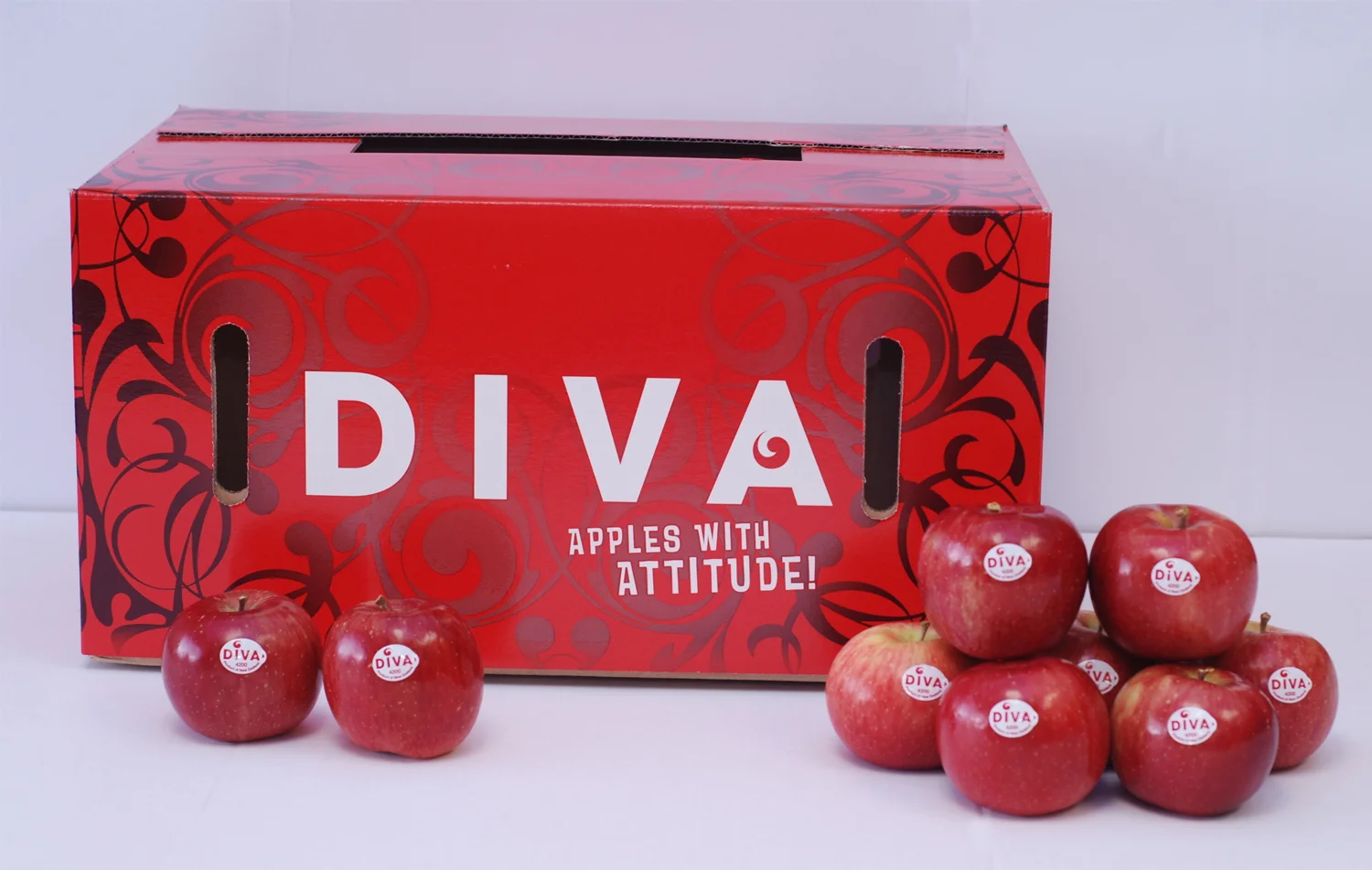 DIVA apples grown in New Zealand . Click here to download high resolution image.