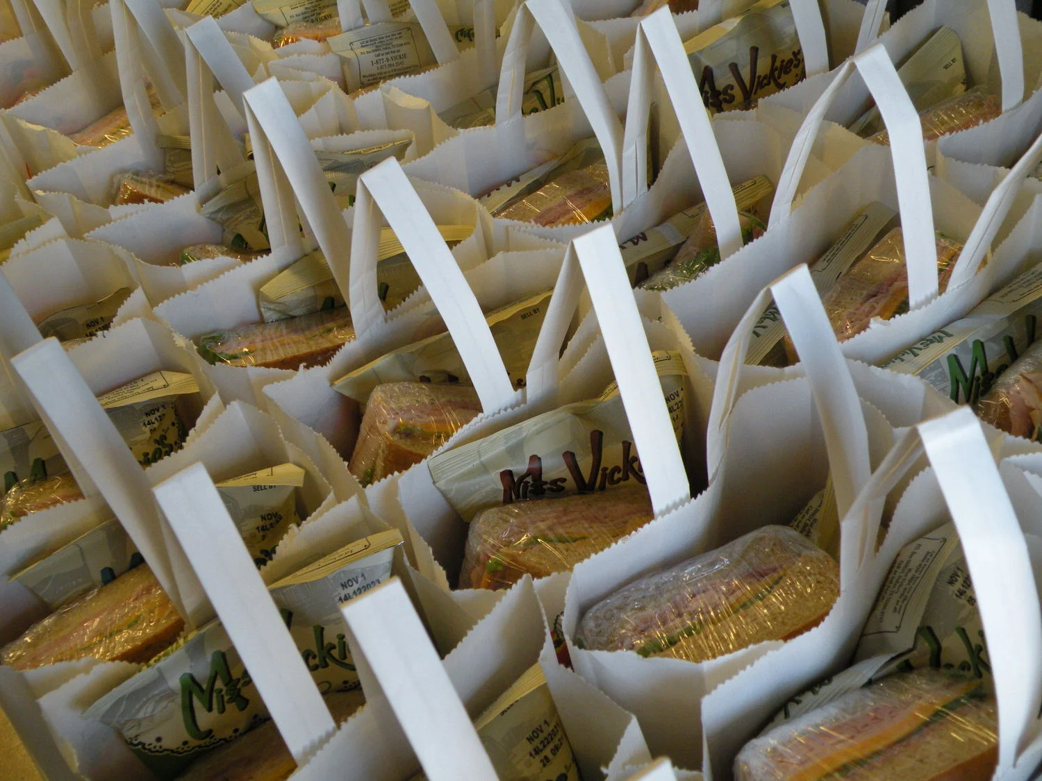 Box-Lunches-to-go.jpg