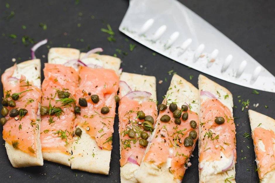Smoked Salmon, Dill And Goat Cheese Pizza
