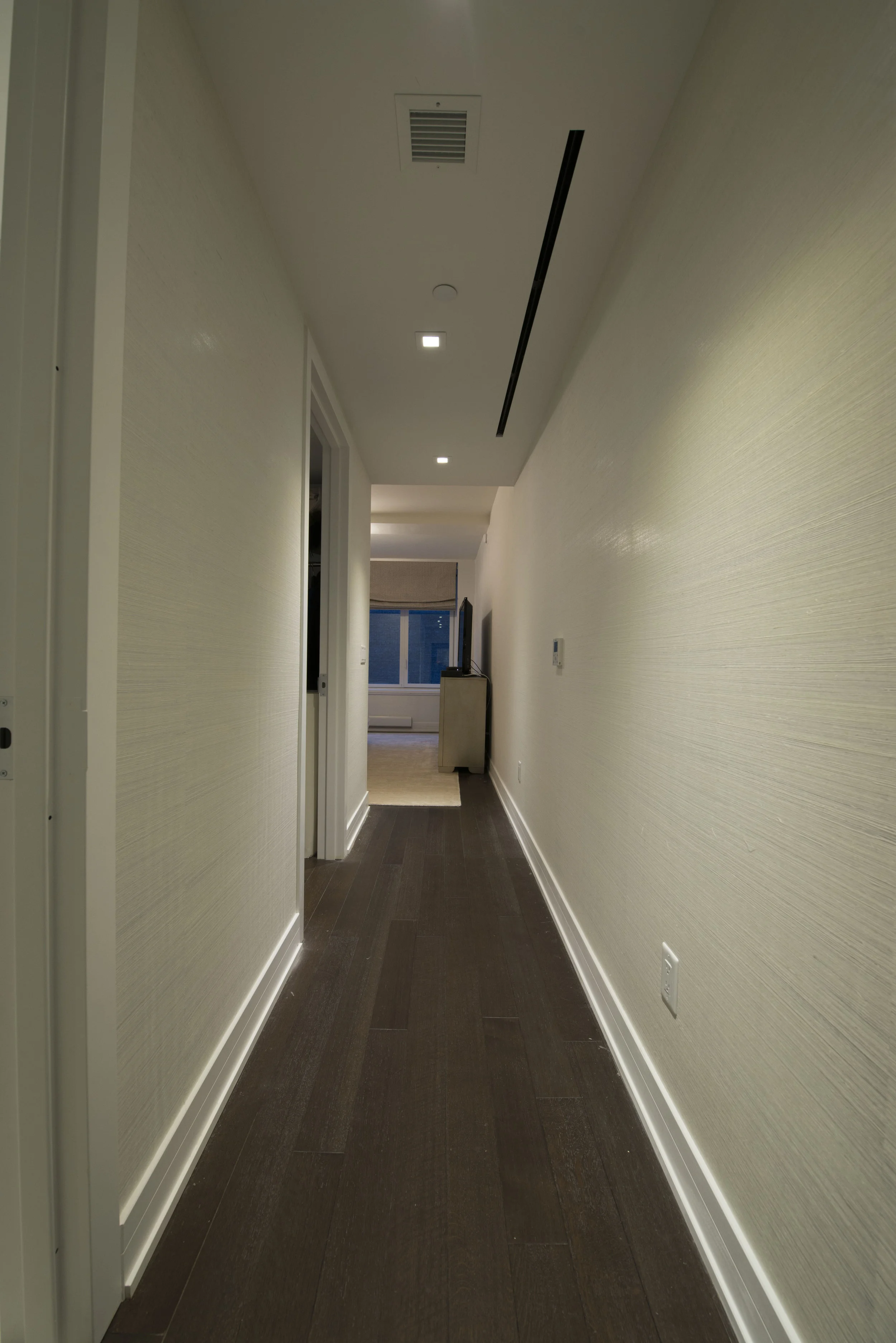 Hallway7.jpg