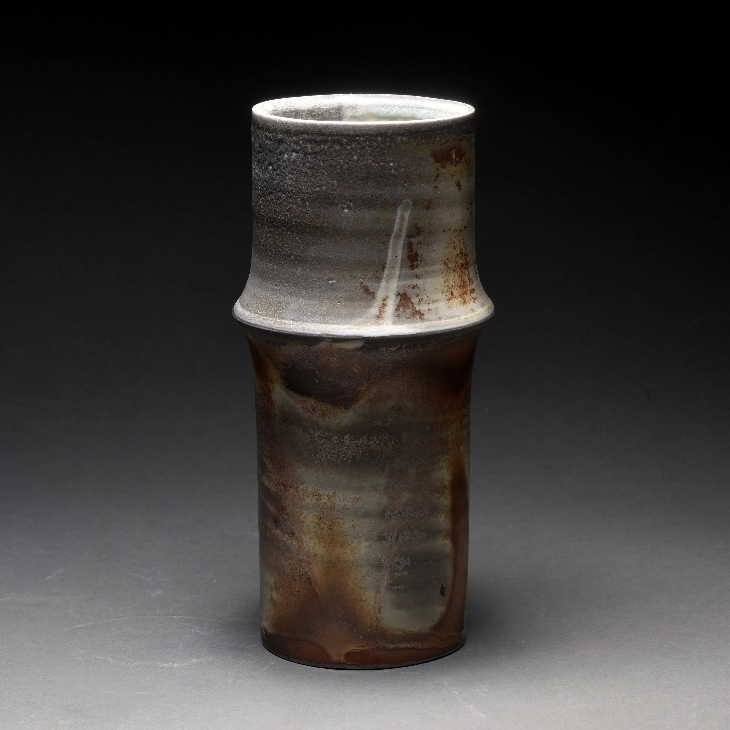 Ridge Vase 4