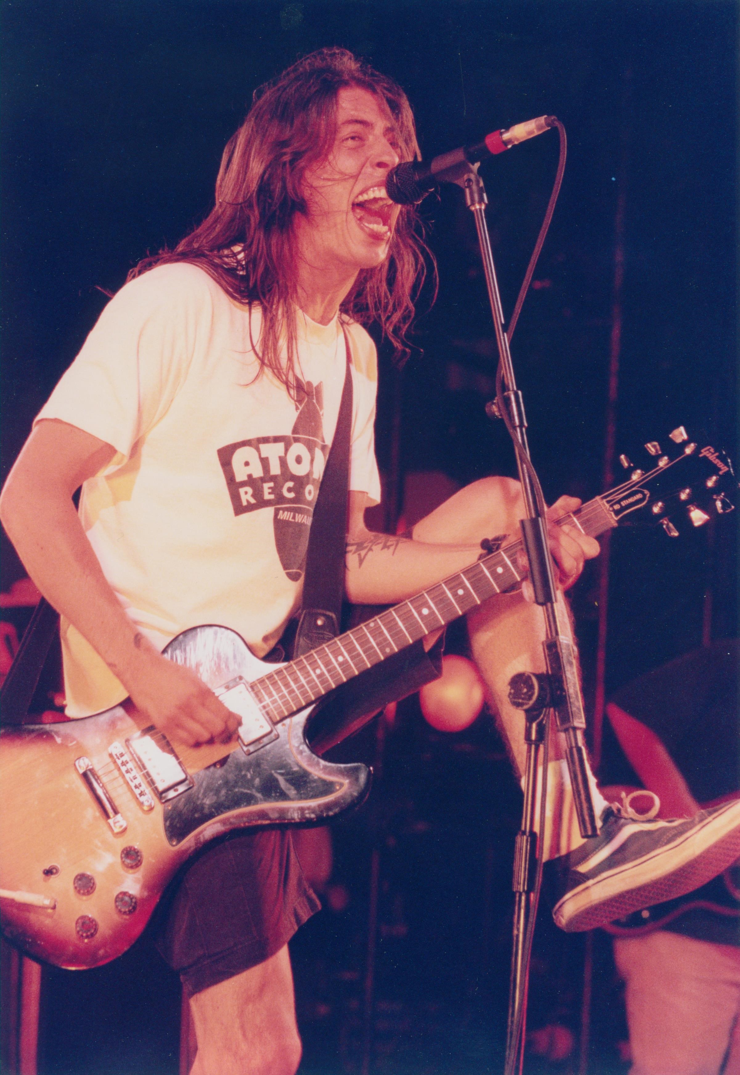 Dave Grohl 1996.jpg