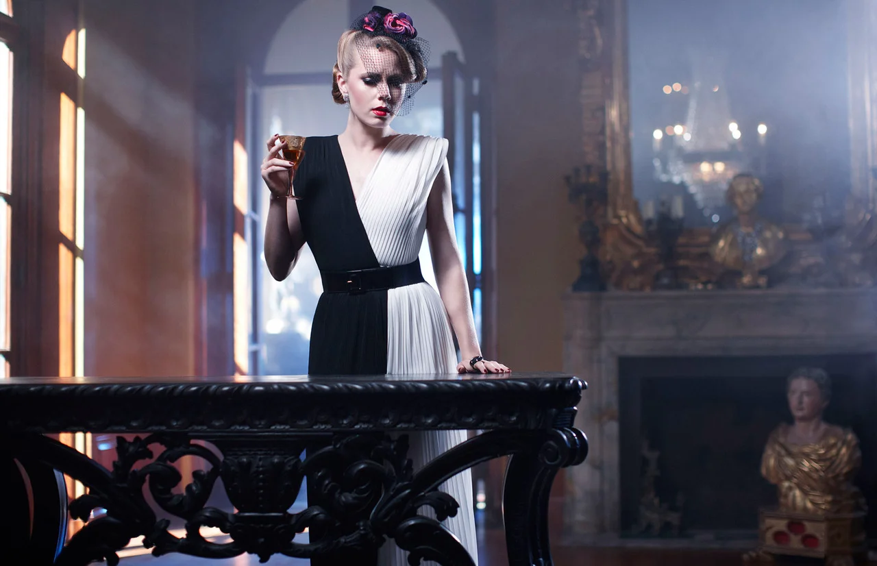 2 Citizen K Gavin Bond .jpg