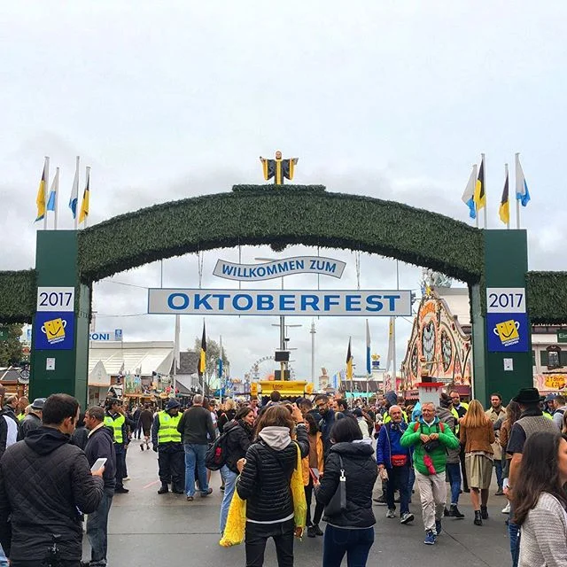 🇩🇪 M  U  N  I  C  H 🇩🇪
#germany #bavaria #munich #munchen #oktoberfest #travel #vacation #holiday