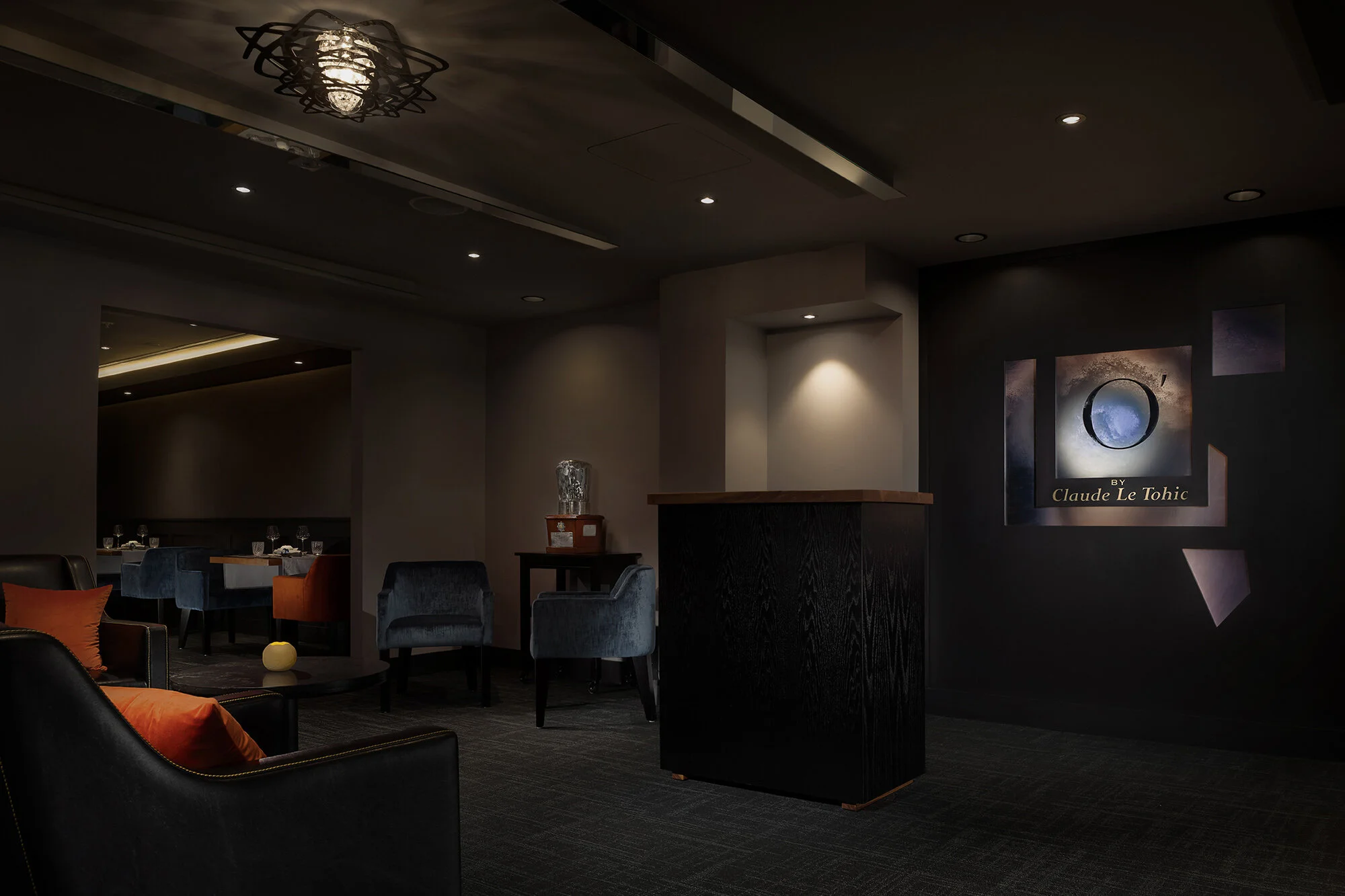 1_5th_Floor_Hero _Interior_Entrance Web.jpg