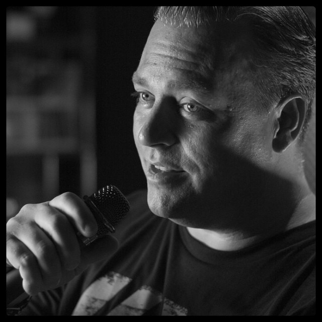 Learn all about creating makeup looks for film from special effects makeup artist David Mendez! Episode 34 of the Cinematic Immunity Podcast is now available for your listening pleasure - enjoy!
#Filmmaking #IndieFilm #MUA #Makeup #Movies #Hollywood #Entertainment #CinematicImmunity #Podcast #Interview