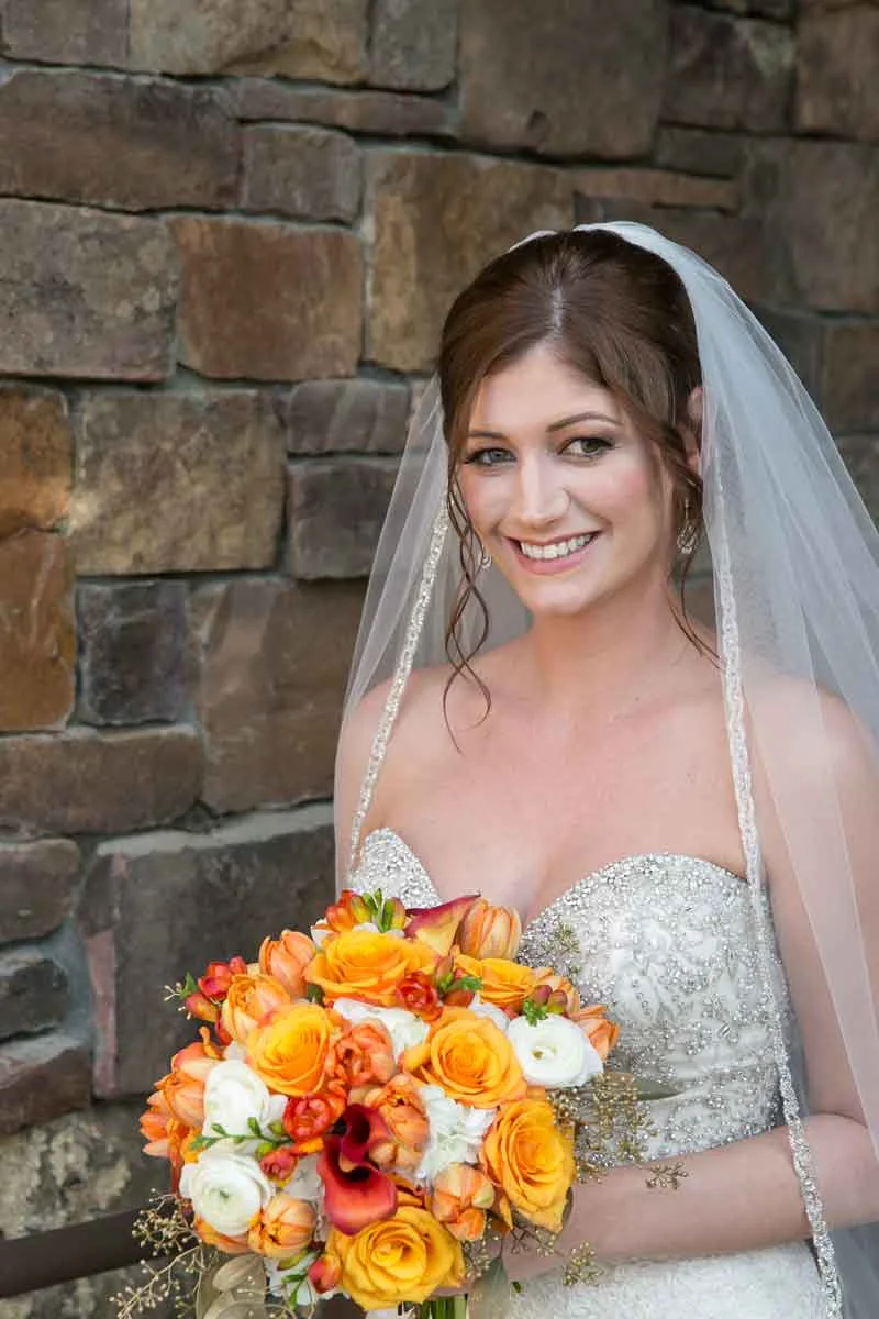 Jackson-Hole-Bride-Flowers-Veil.jpg