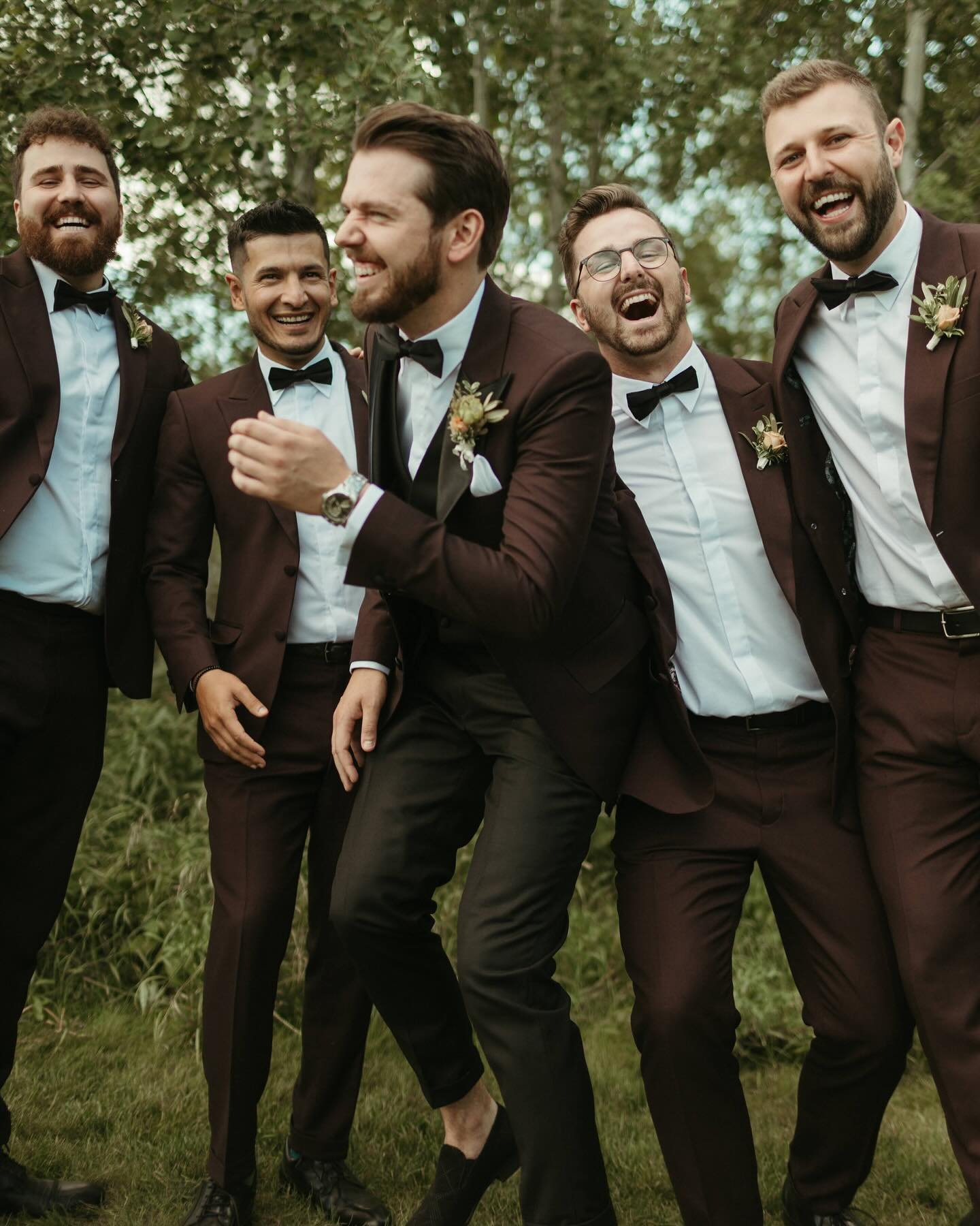 Knowing I have a small part in allowing couples, their family and their closest friends to relax and be themselves on the wedding day gives me happy fuel. I&rsquo;m really just selfish 💅🏻

Also, I spy with my eye a groomsman that&rsquo;s now newly 