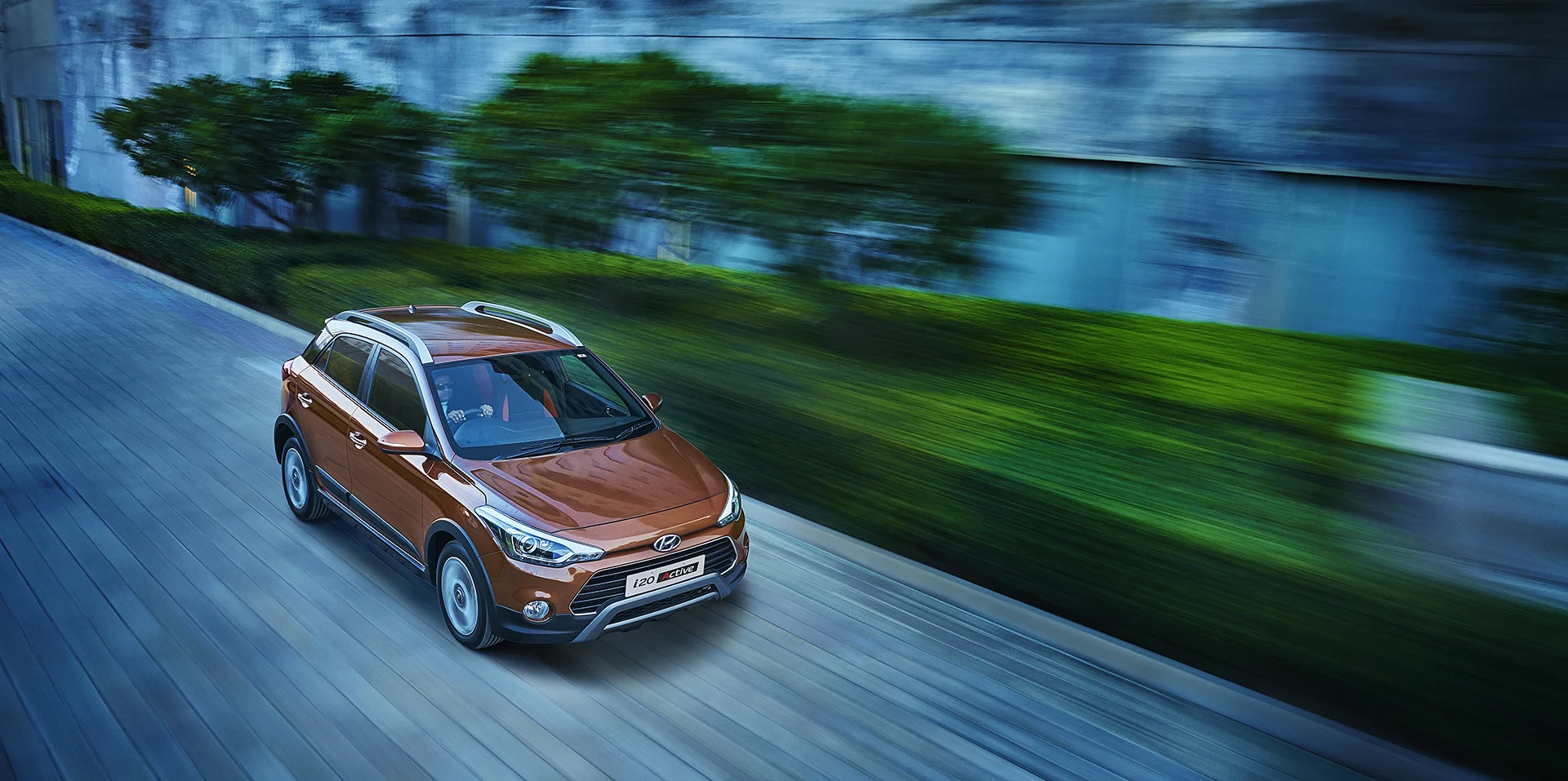 Hyundai i20 Active Motion Brown Top
