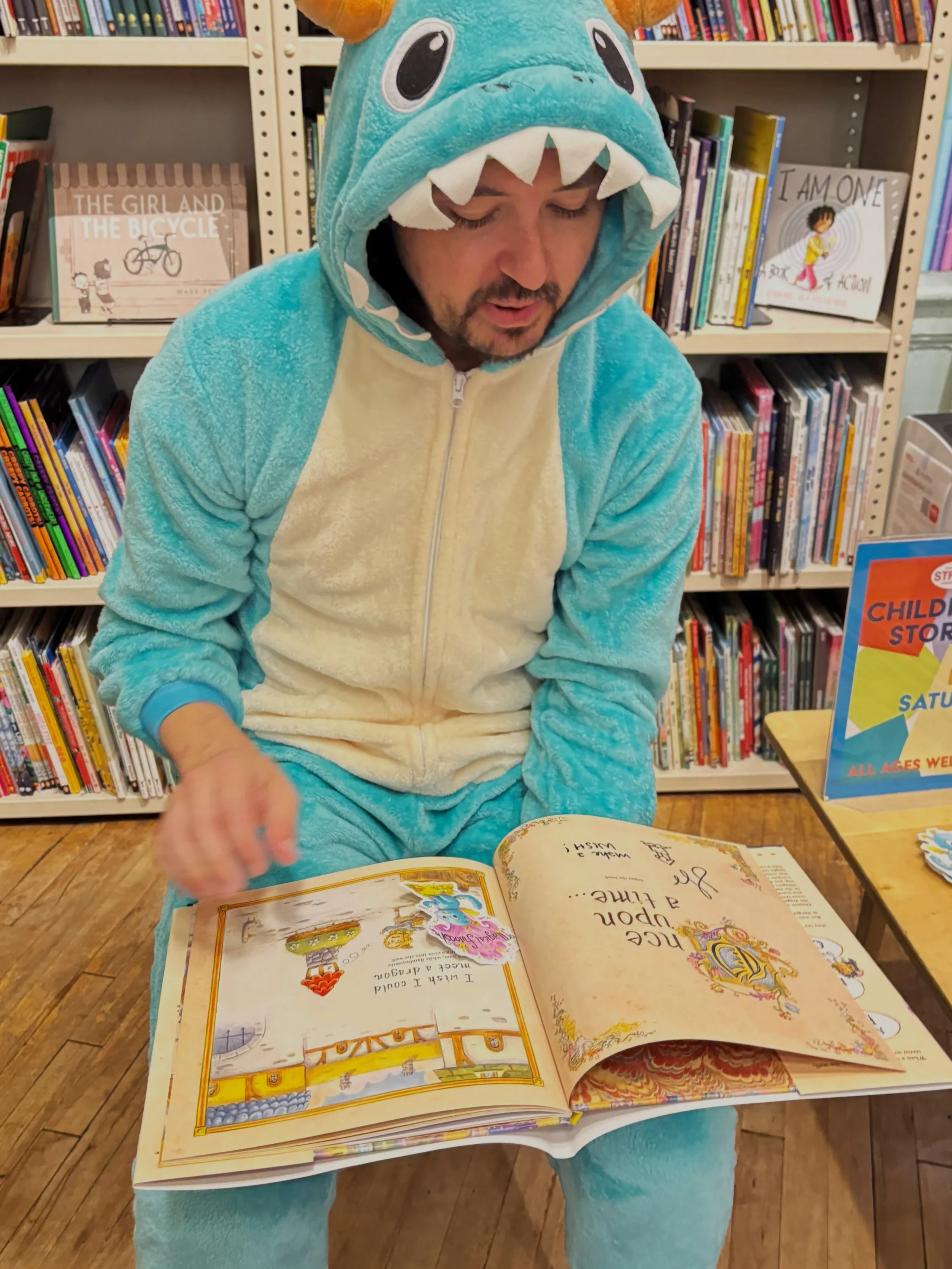 Come watch my Dragon alter ego read @wordsonwarren this Saturday at 1130am! Hope to see you there! #dragon #picturebook @chroniclekidsbooks