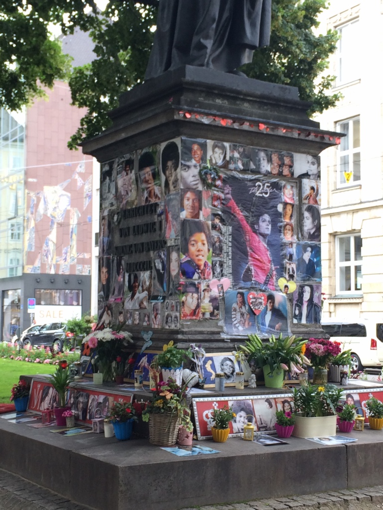 Apparently the Muncheners love MJ