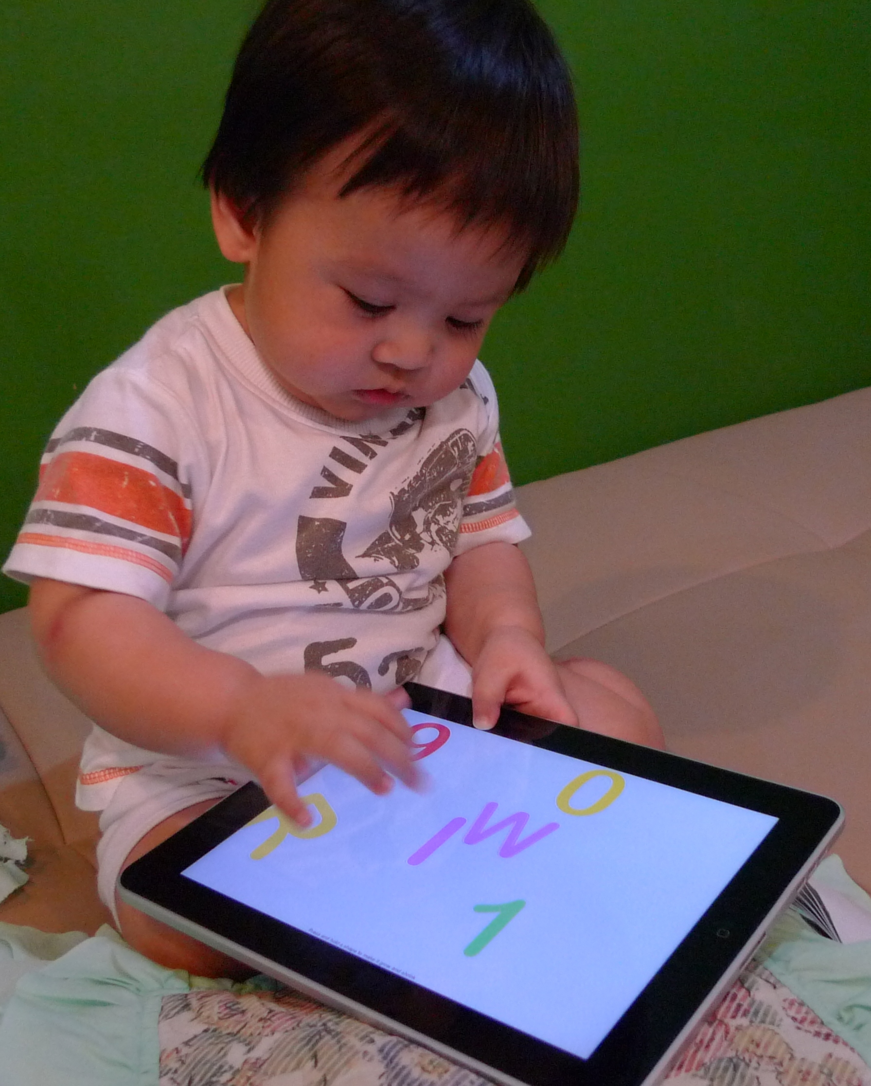 bebe-ipad.jpg
